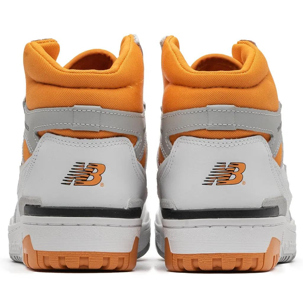 Supportive Base RegularFit New Balance 650R - White/Canyon