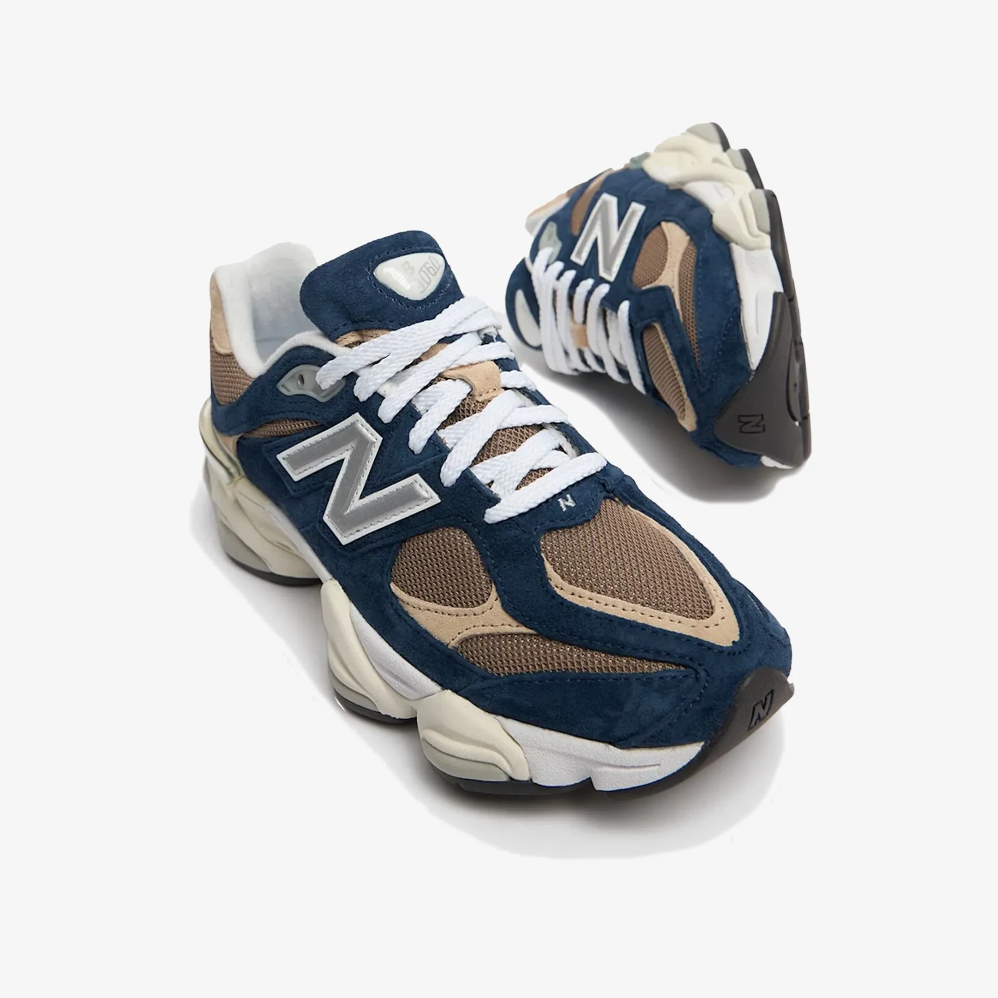 New Balance | 9060 { NAVY/CREAM Fashionable