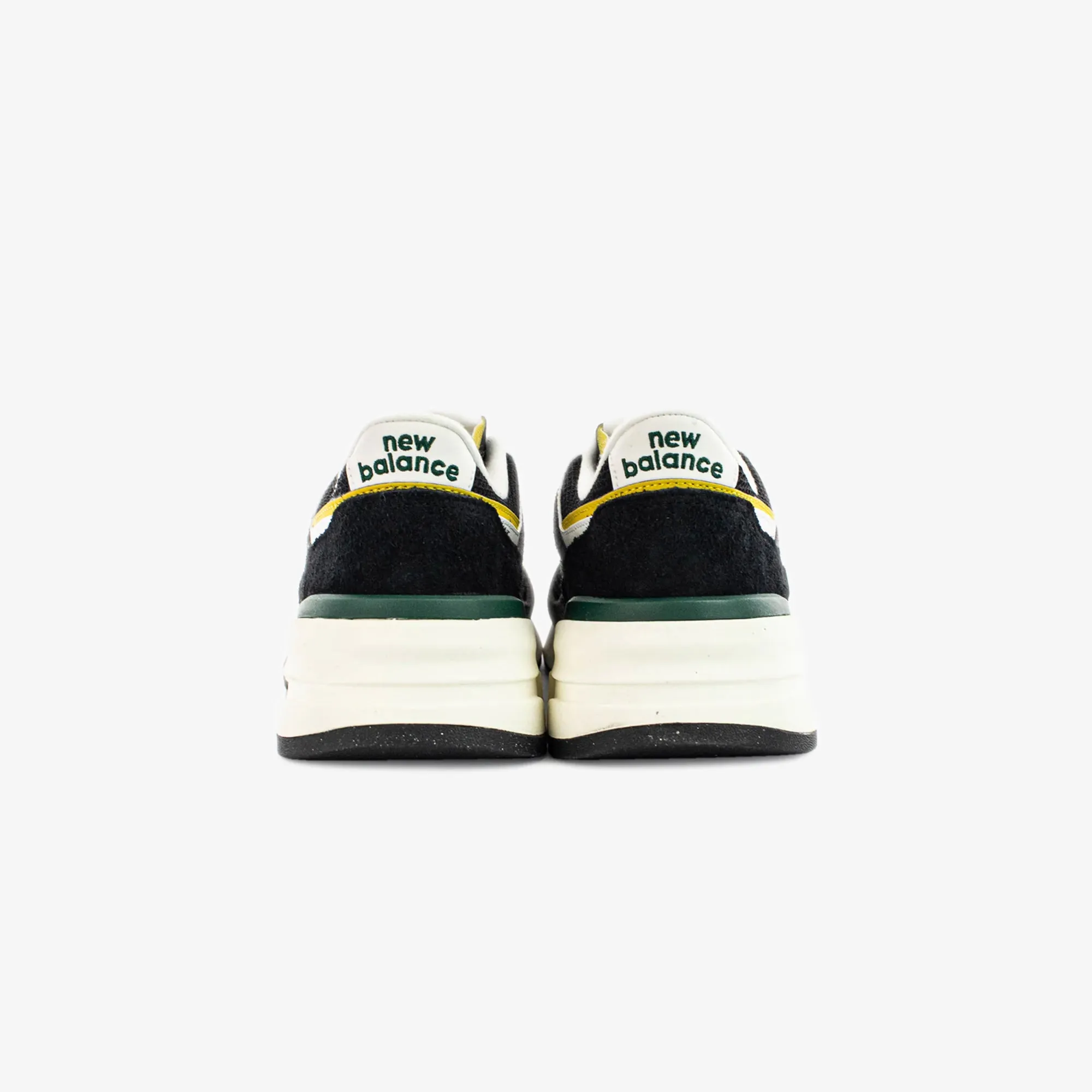 running in a basketball court area shoes Outdoor shoes New Balance | 997R  { DARK GREY