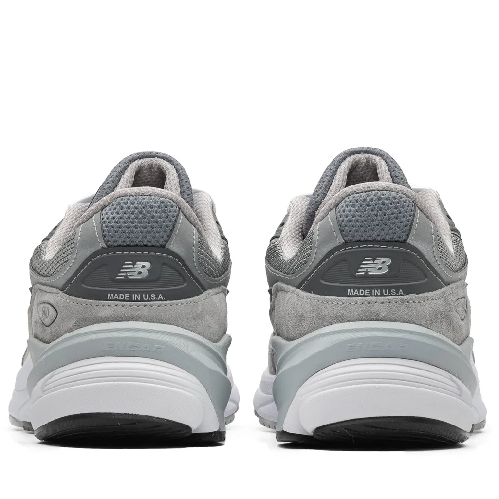 Stretchable New Balance Made in USA 990v6 - Grey