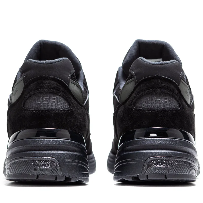 New Balance Made in USA 992 - Black slim cut Thermal Regulation Layer