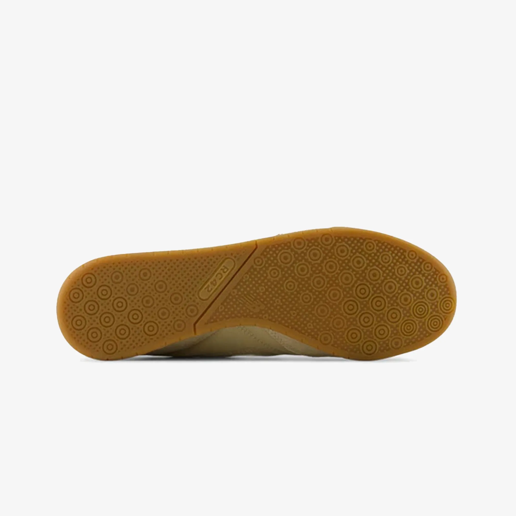 New Balance | RC42 { BEIGE/WHITE Modern