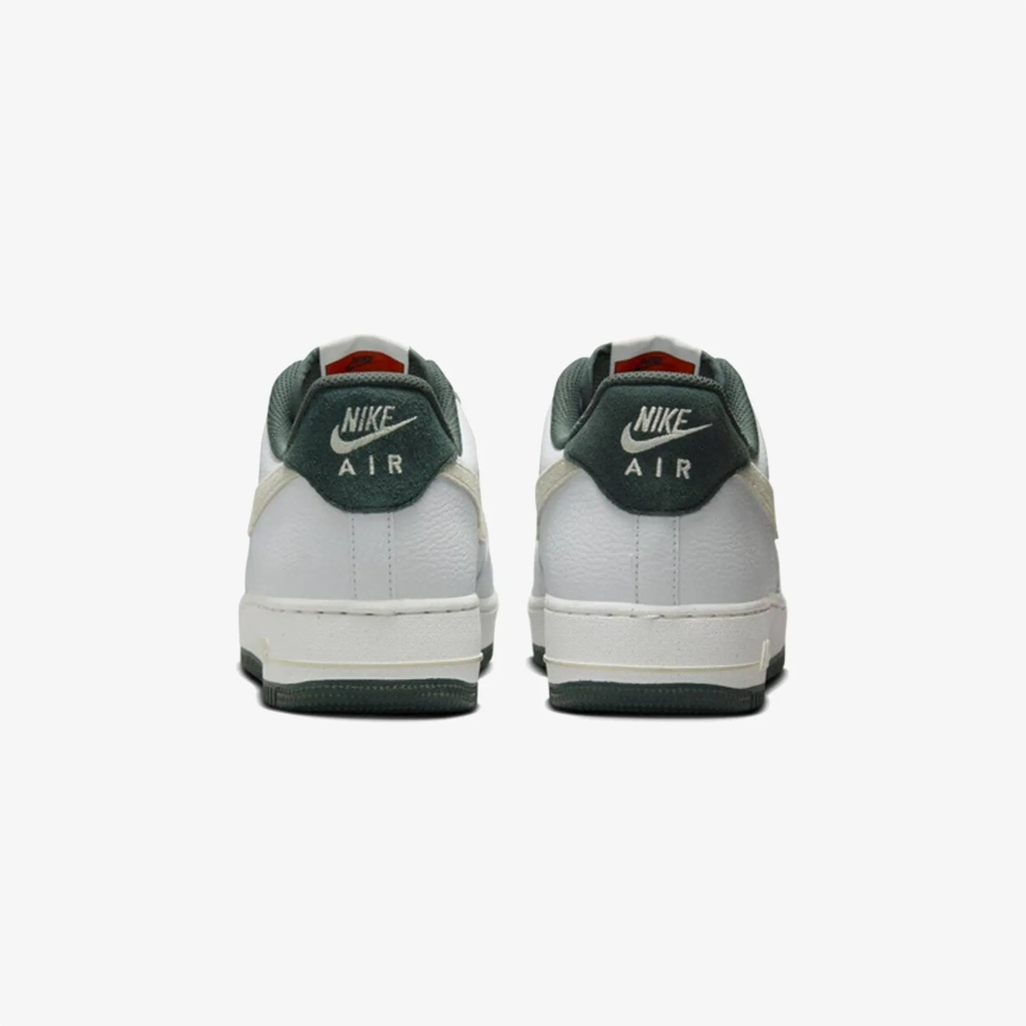 NIKE | AIR FORCE 1 '07 LV8 { WHITE/CREAM/GREEN High-Traction Sole