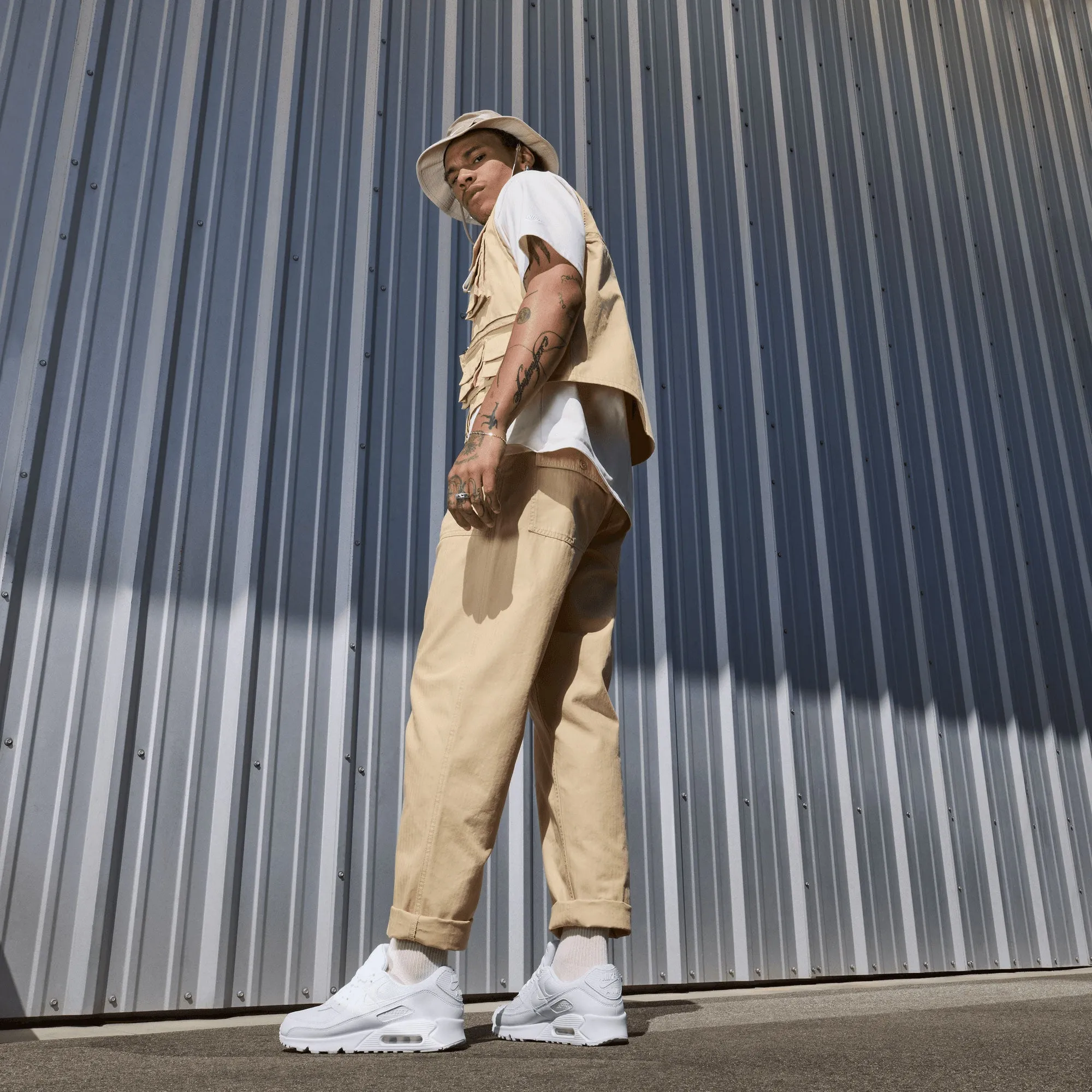 NIKE | AIR MAX 90 { WHITE/WHITE-WHITE-WOLF GREY Commuter Friendly