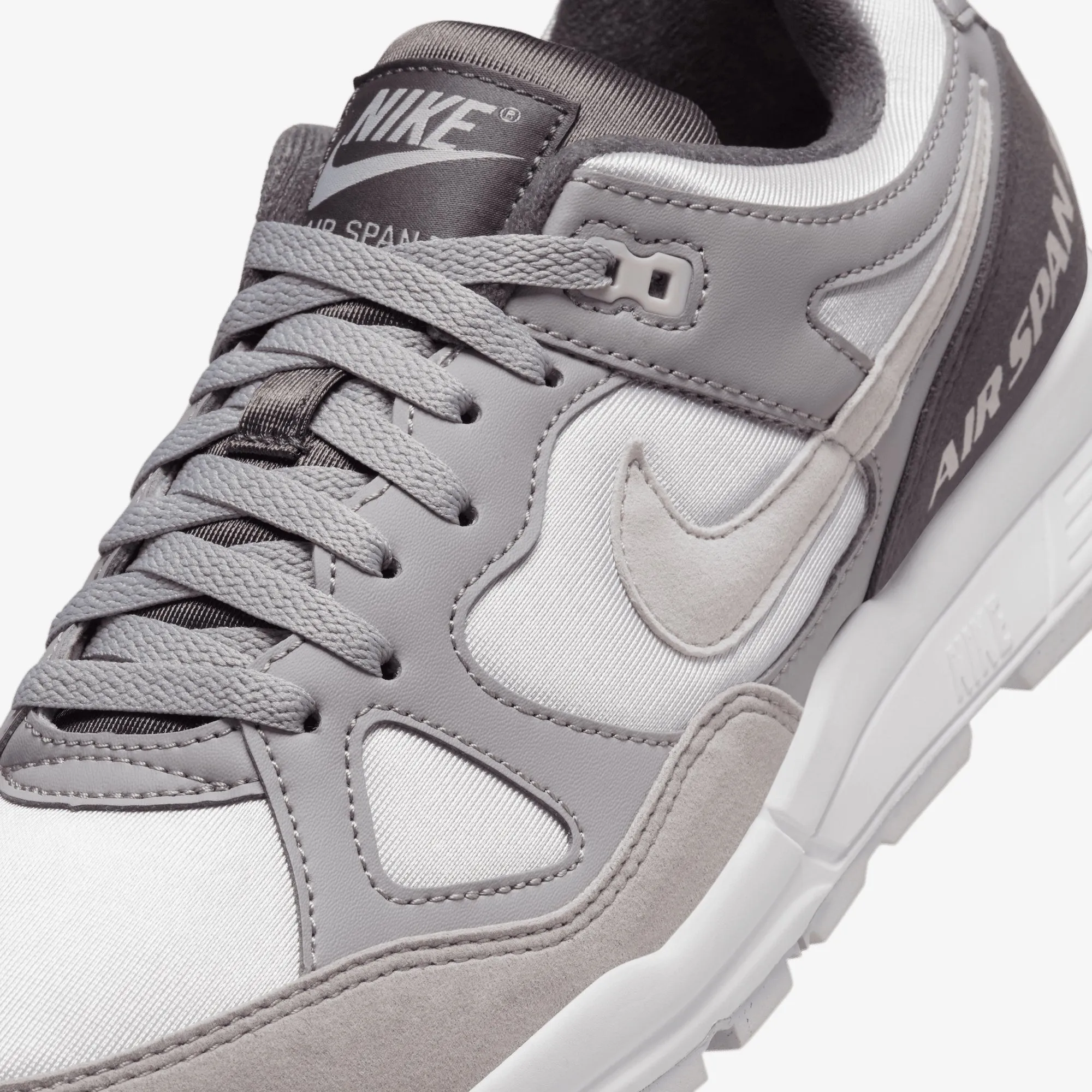 Unbeatable flexibility NIKE | AIR SPAN II SE { ATMOSPHERE GREY/VAST GREY-THUNDER GREY