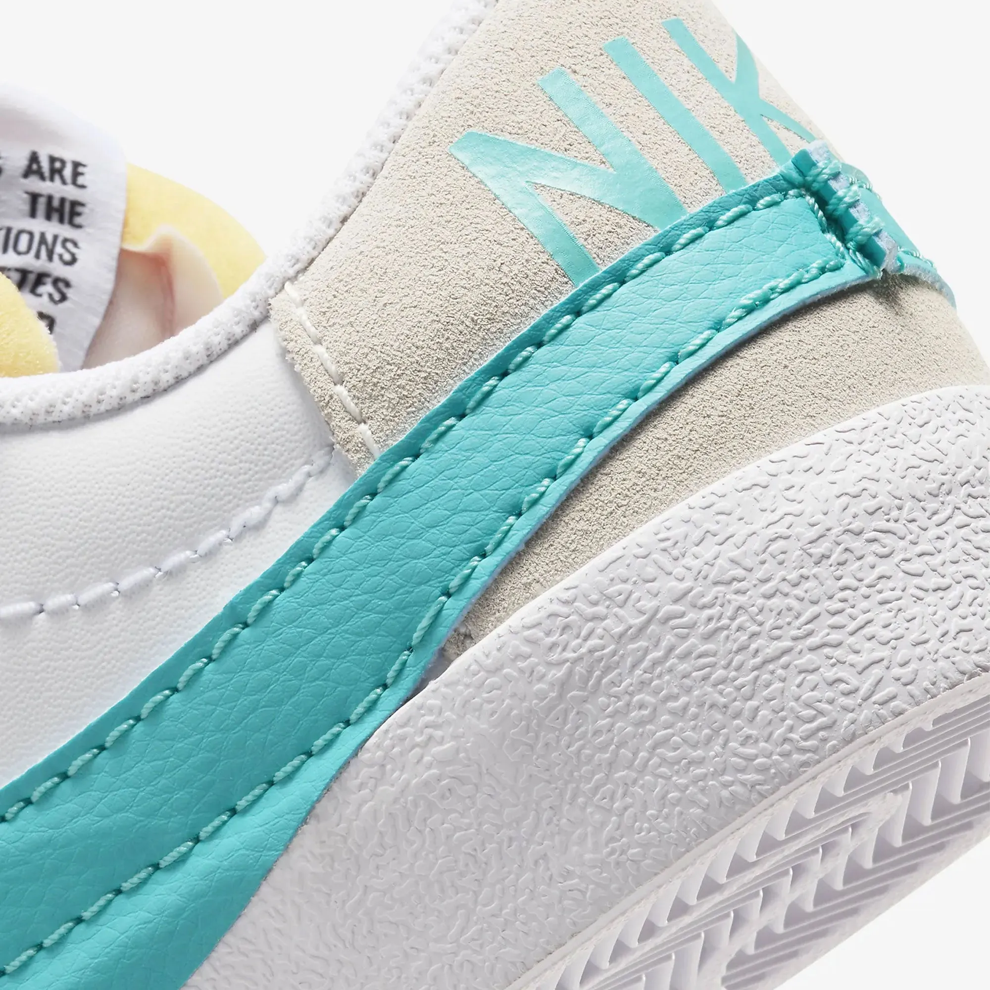 Nike | BLAZER LOW '77 JUMBO { WHITE/DUSTY CACTUS-SUMMIT WHITE High Energy Sculpted wear