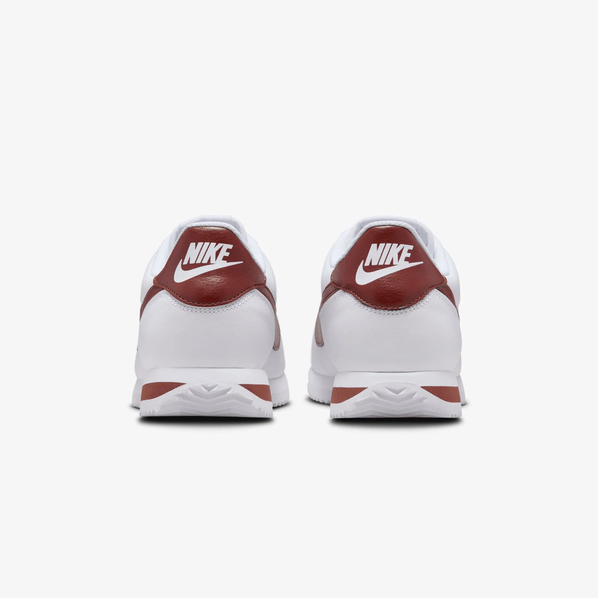 NIKE | CORTEZ { WHITE/DARK PONY Weekend Pick