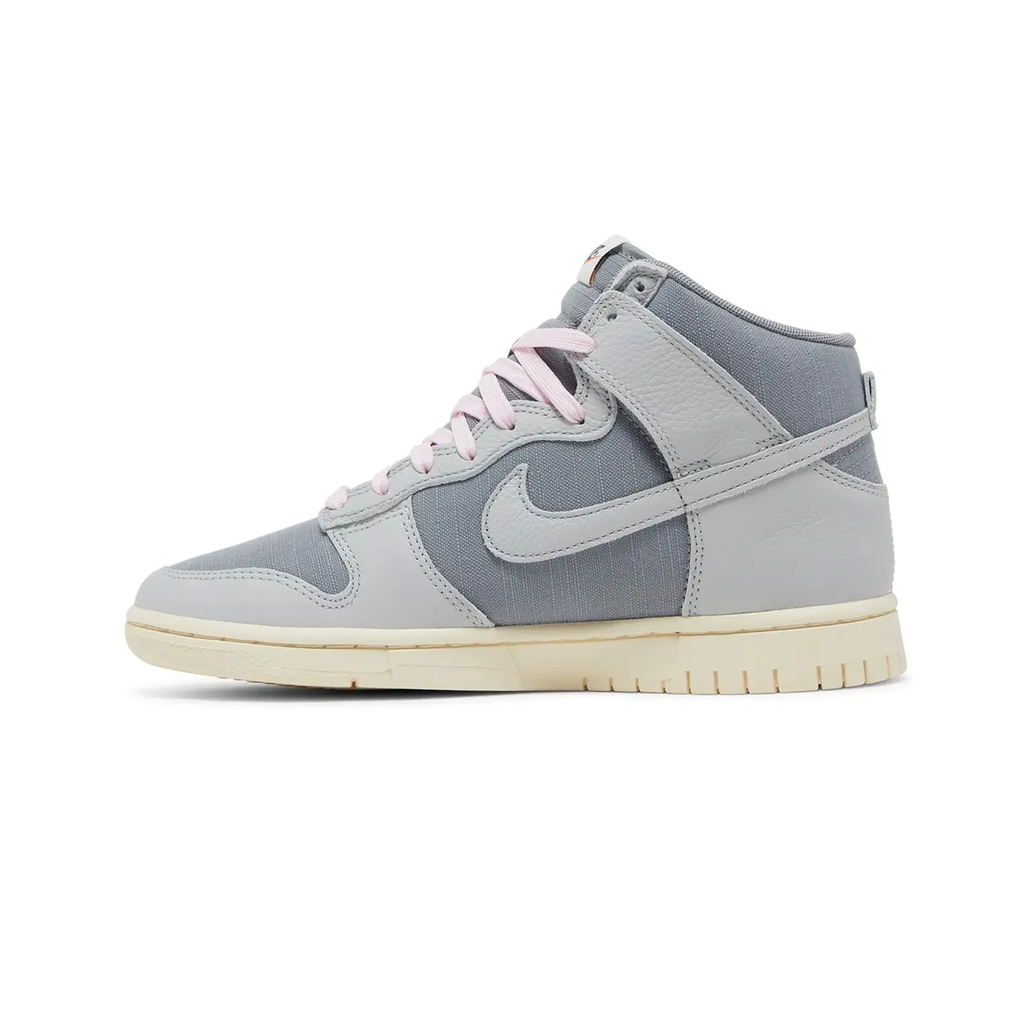 Nike Dunk High Prm 'Certified Fresh Grey Fog' (2022) Foot Glide
