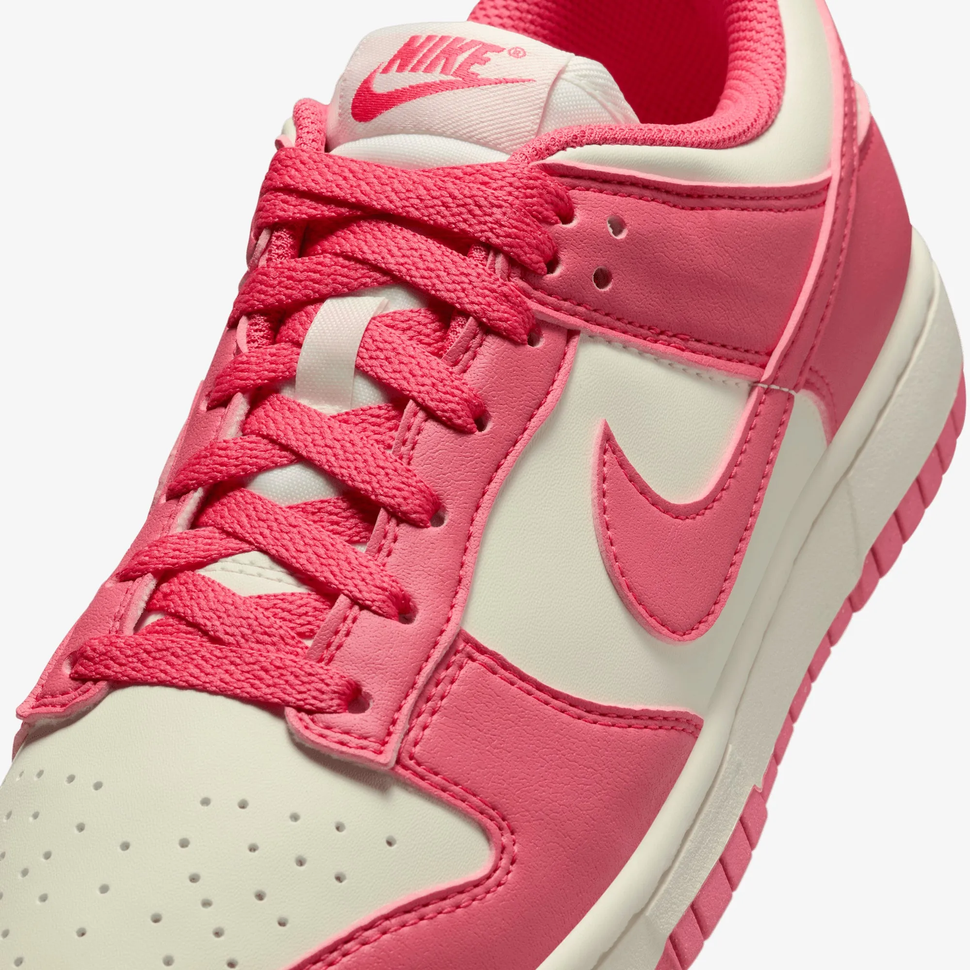 Fresh materials Body Support NIKE | DUNK LOW { ASTER PINK/ASTER PINK-SAIL