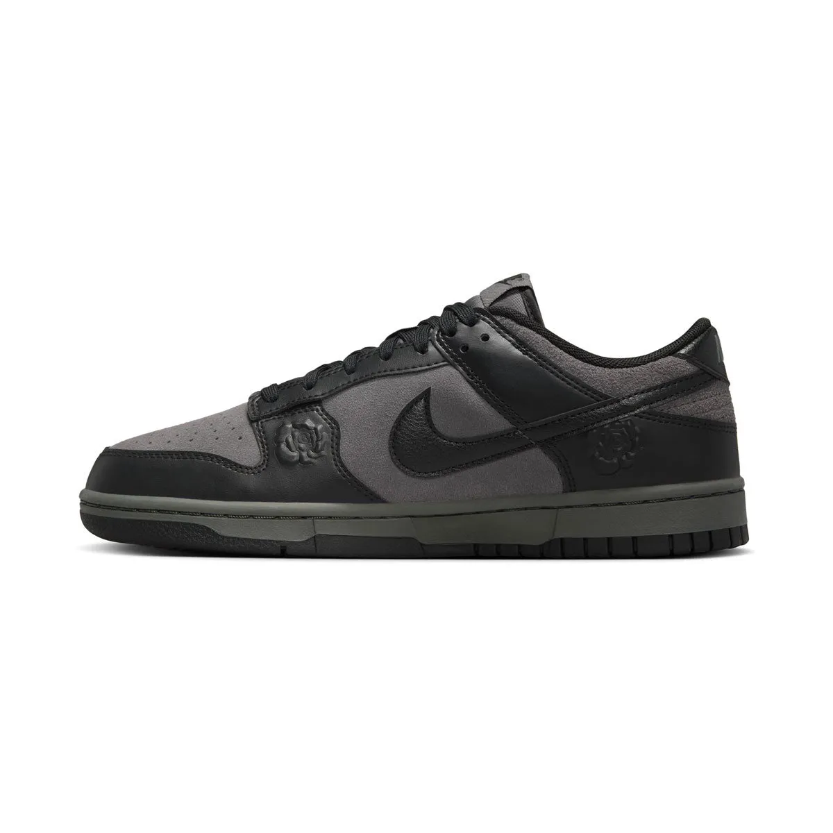 Foam Padding Technology Weather Friendly Nike Dunk Low 'Black Roses' Women's Shoes