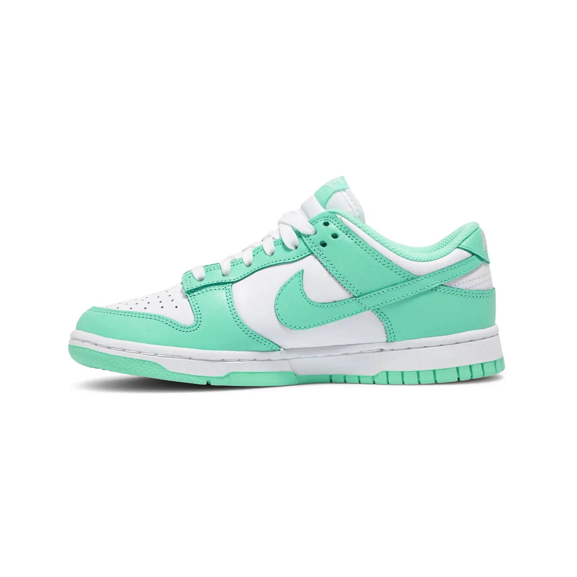 Energy Run Gym-Friendly Nike Dunk Low 'Green Glow' Women's (2021)
