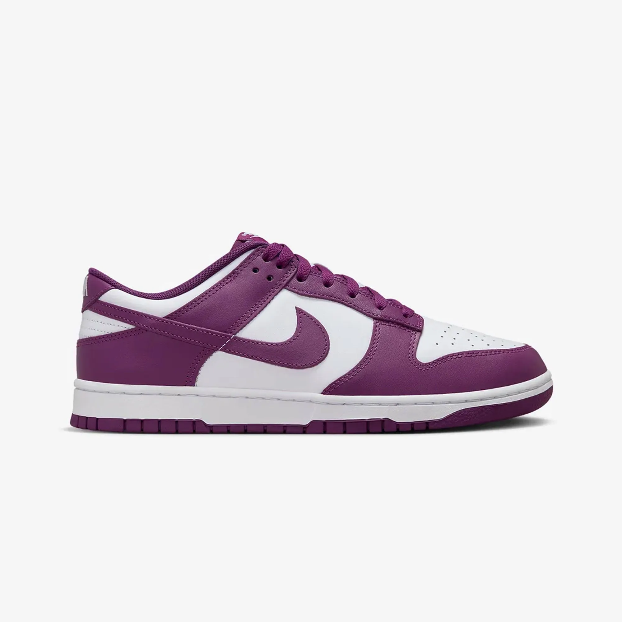 NIKE | DUNK LOW RETRO { WHITE/VIOTECH-WHITE Springy ride