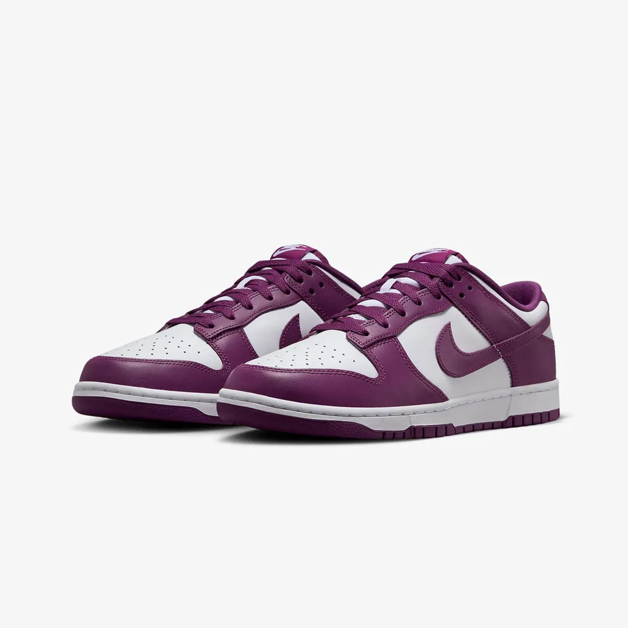 Foot Comfort NIKE | DUNK LOW RETRO { WHITE/VIOTECH-WHITE