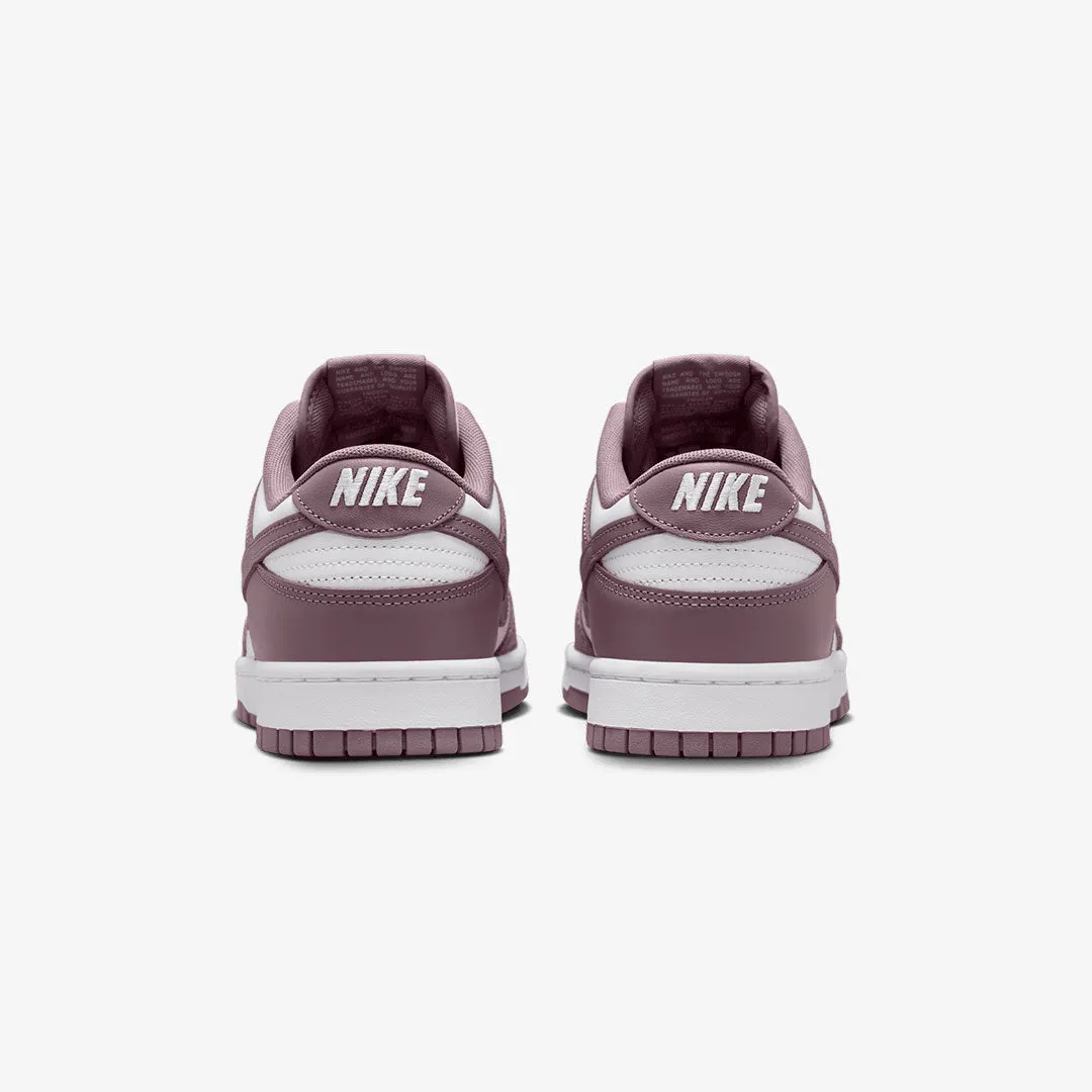 NIKE | DUNK LOW RETRO { WHITE/WHITE/TAUPE GREY Airflow Chamber Sport Utility