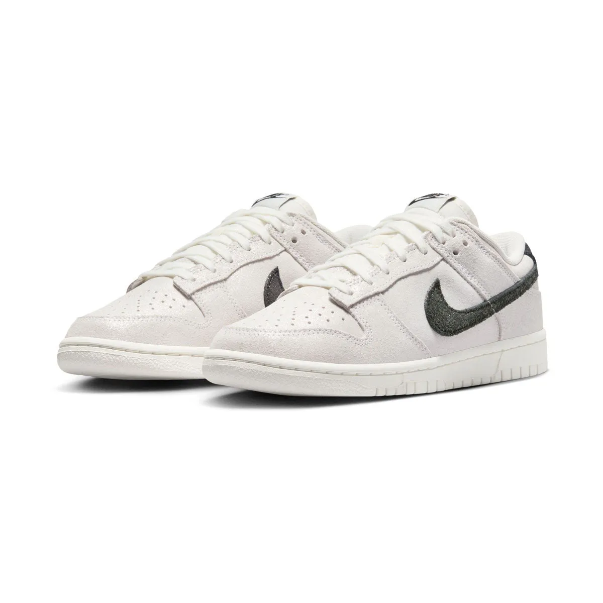 Light frame Ultra Responsive Midsole Nike Dunk Low SE 'White Black Team Red' Women's Shoes