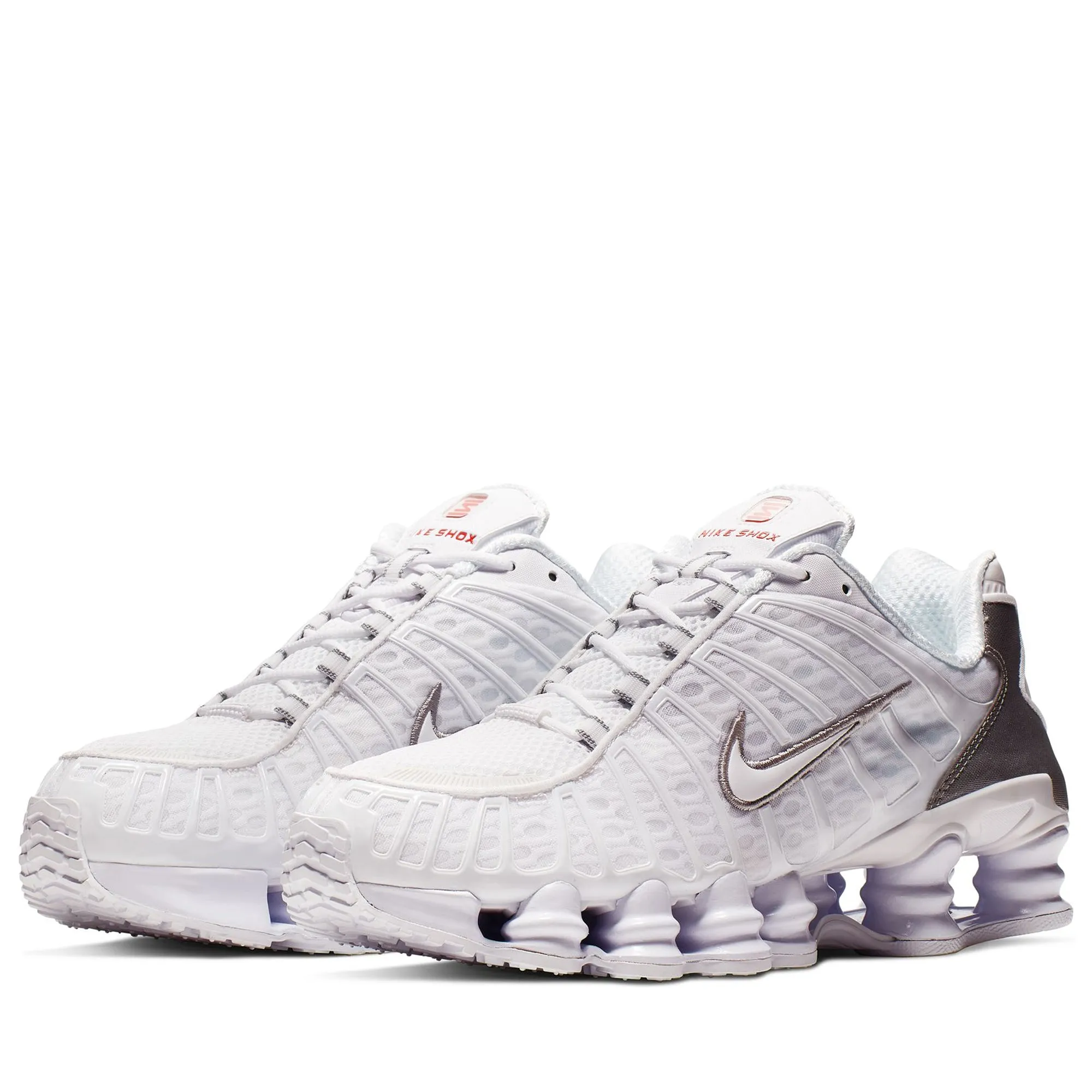 Stable base Motion Flow Nike Shox TL - White/Metallic Silver