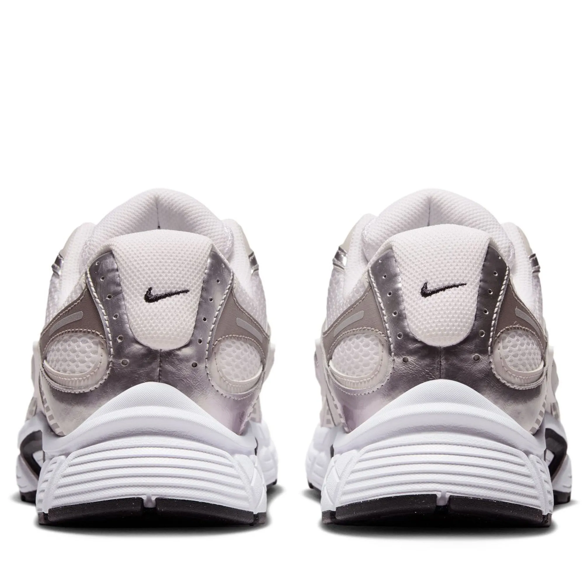 Nike V5 RNR - White/Black Chic Design Impact Resistant Chassis