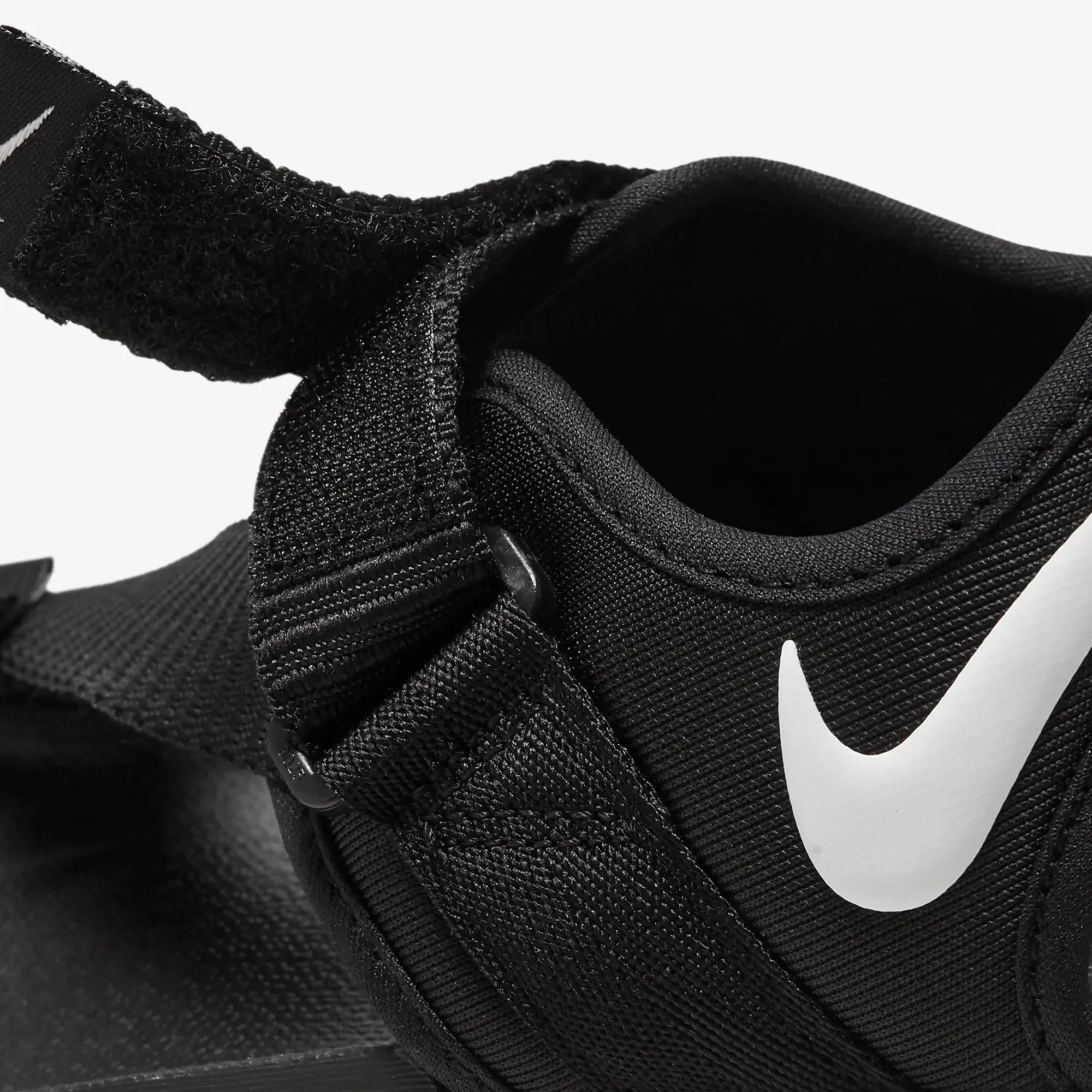 Nike | VISTA SANDALS  { BLACK/WHITE-BLACK Dynamic Flex Neck Cozy Motion