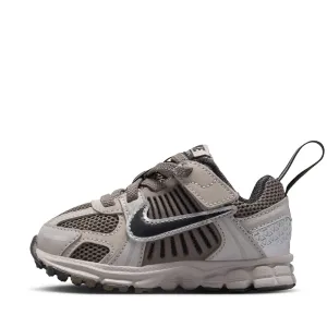 Urban Commute Impact Resistant Cushioning Nike Vomero 5 (TD) - College Grey/Black