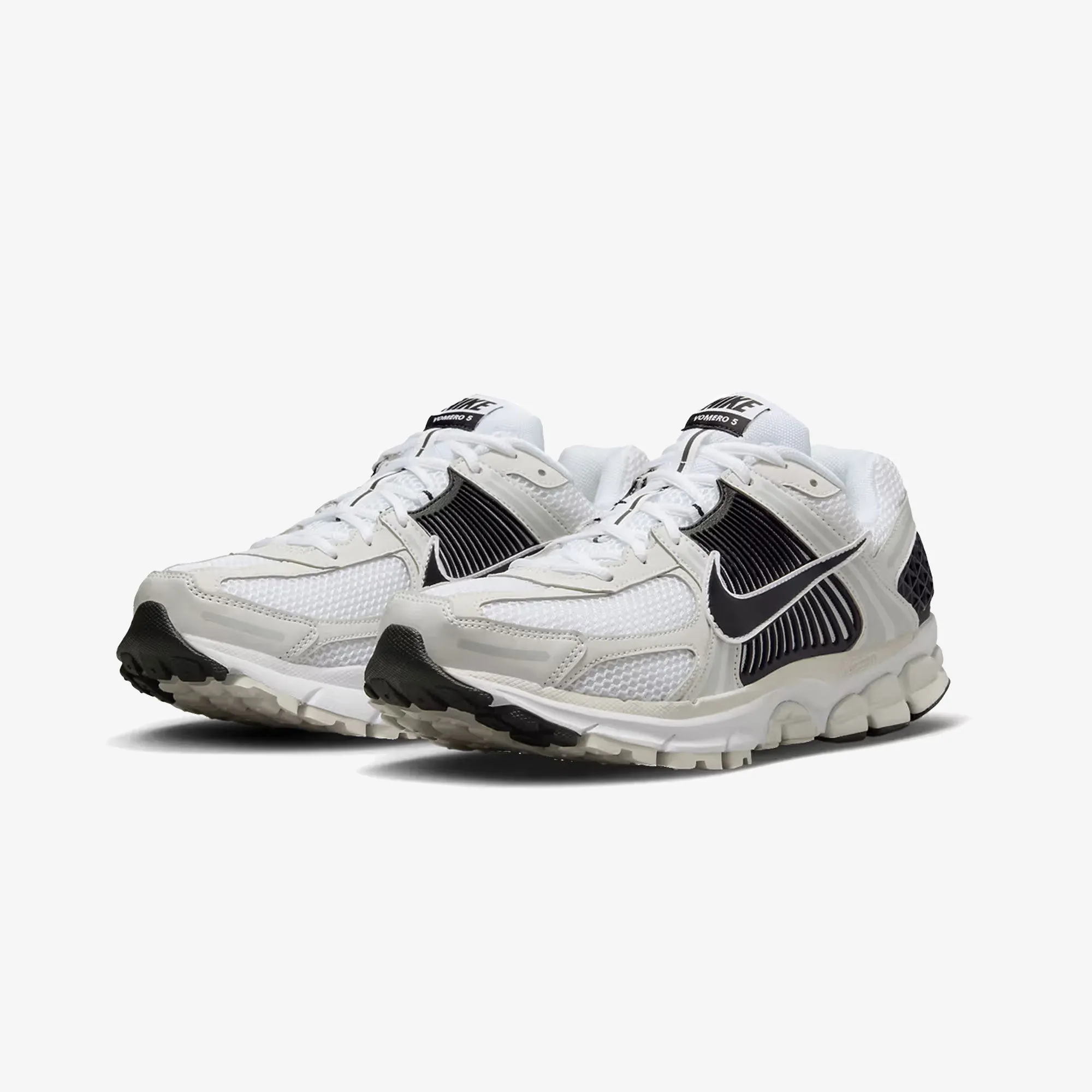 NIKE | ZOOM VOMERO 5 { WHITE/BLACK-PLATINUM TINT-MTLC PLATINUM Fitness Focus Clean Fit