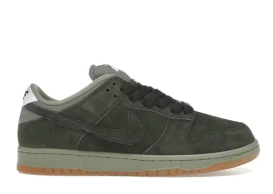 Nike SB Pro B Dunk Low Sequoia Route Step Effortless Style