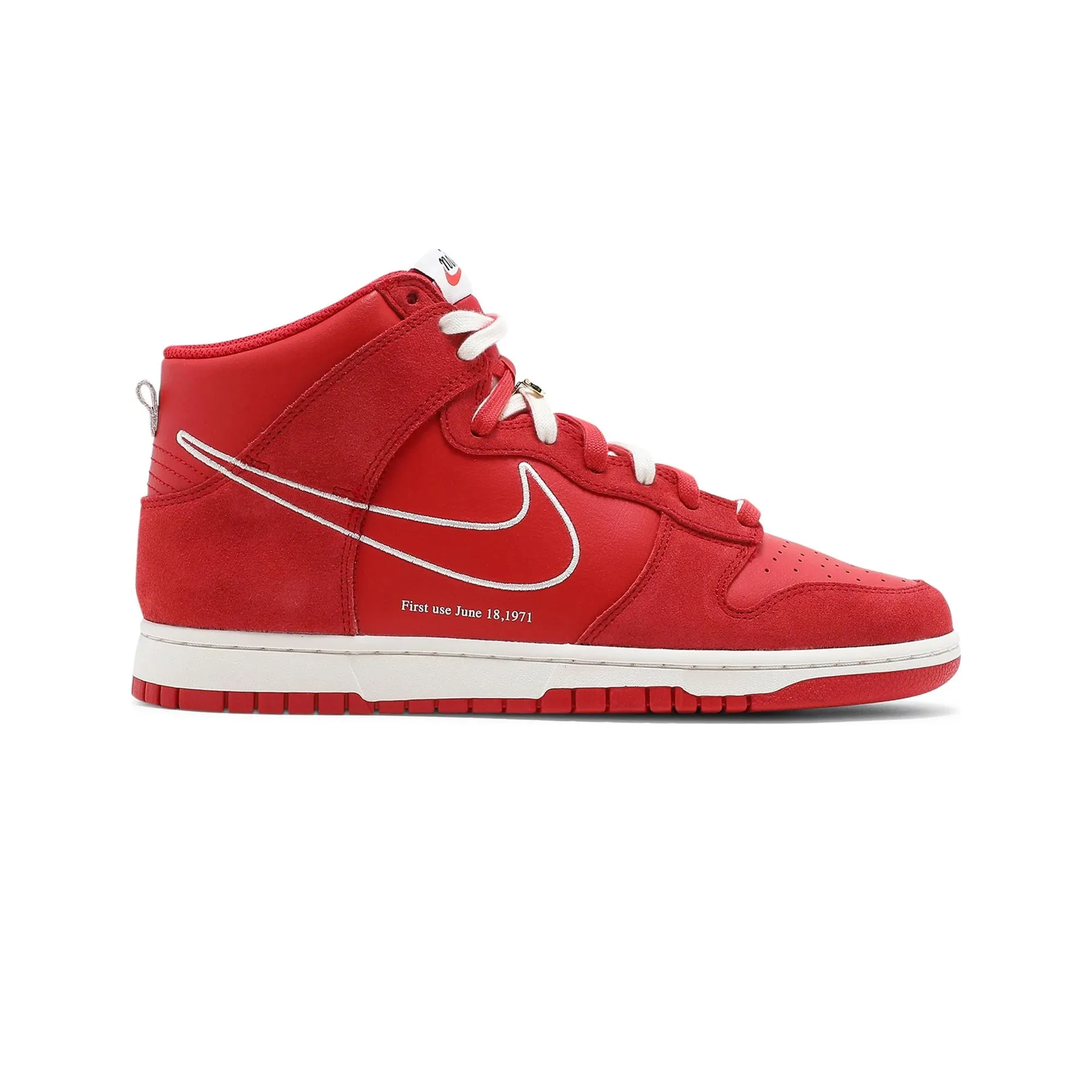 Dunk High SE 'First Use University Red' Comfort Technology