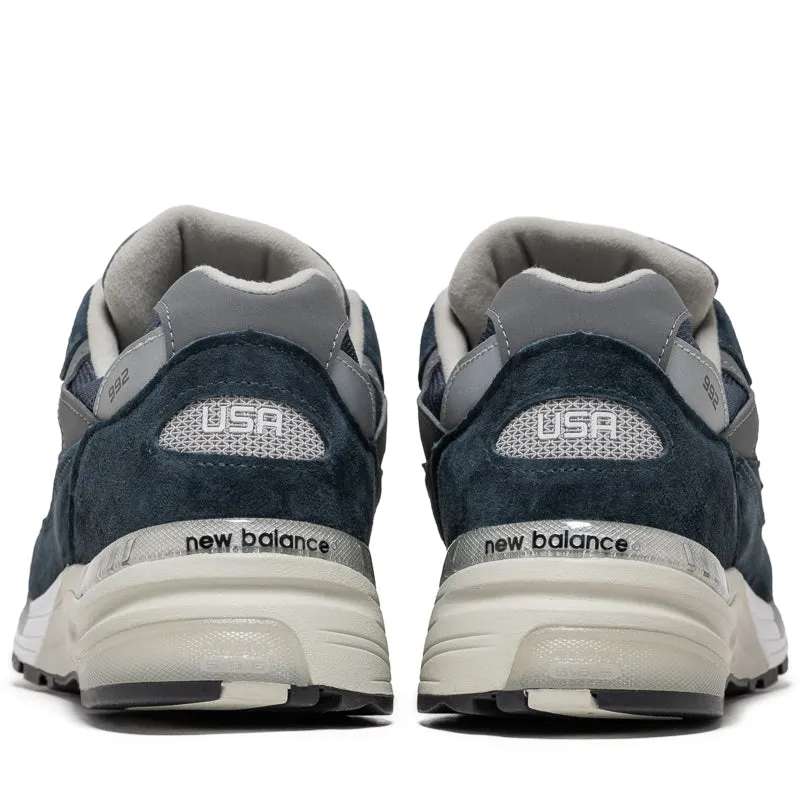 New Balance Made In USA 992 - Navy/Grey Sneaker Innovation