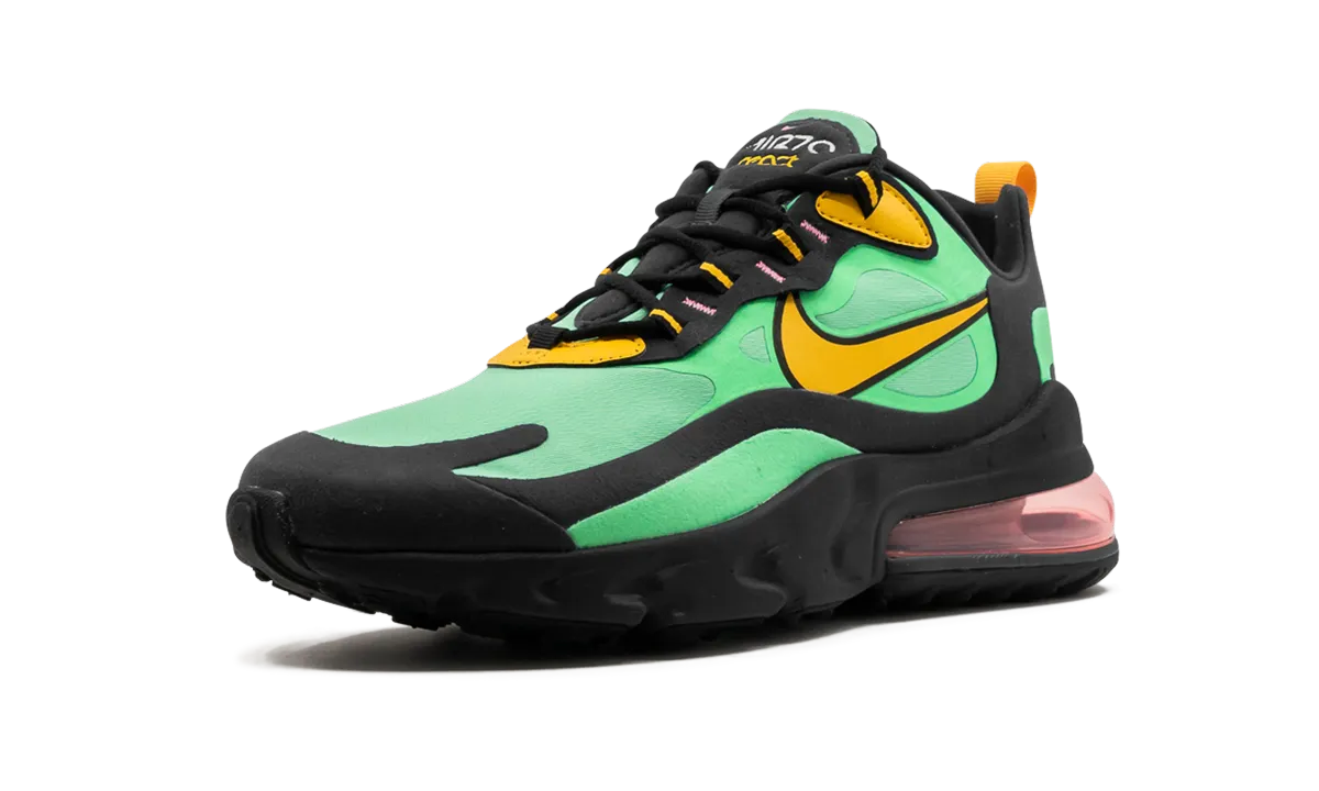 running in a glacier area shoes Air Max 270 React "Pop Art"