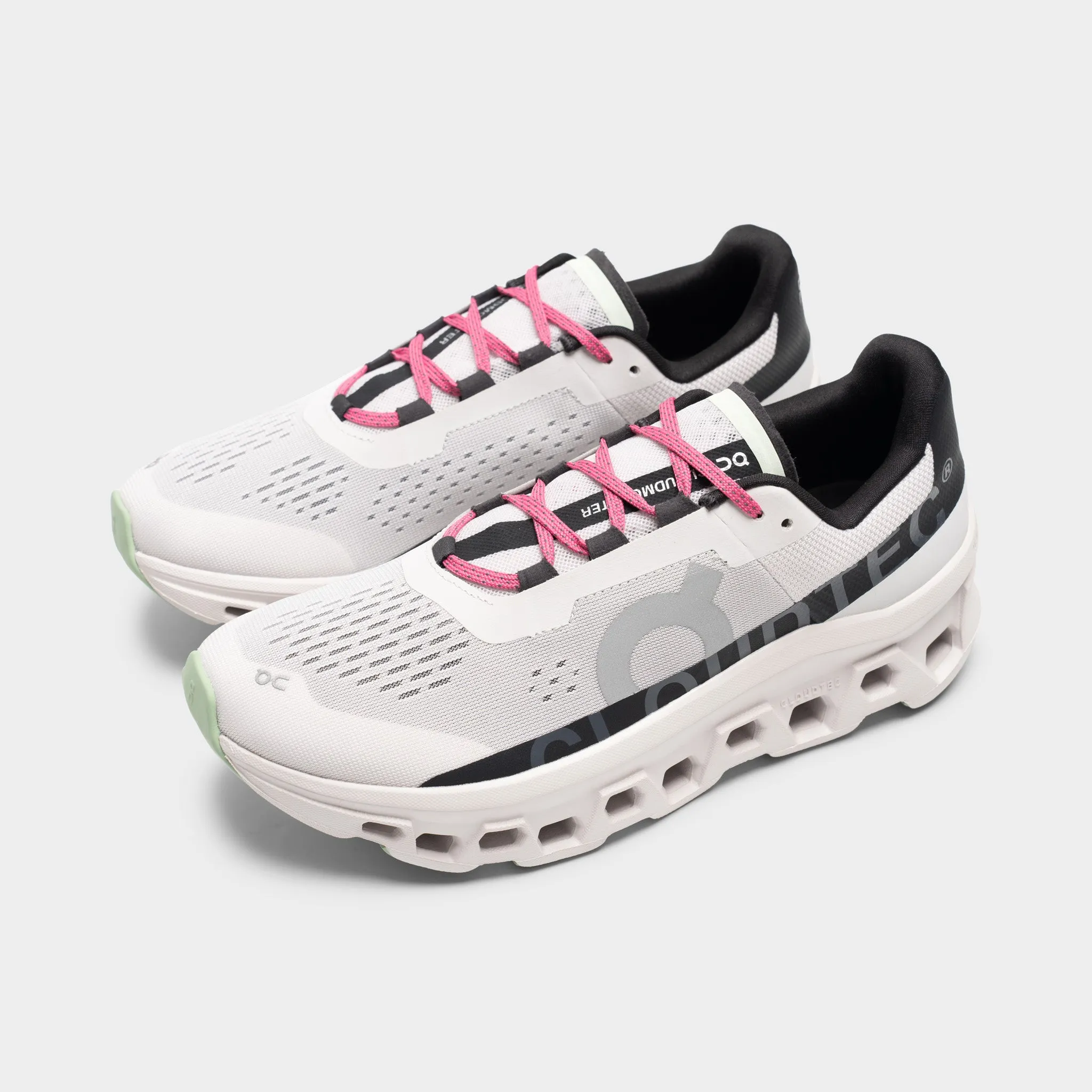 Suede Soft Track Run On Cloudmonster White / Black