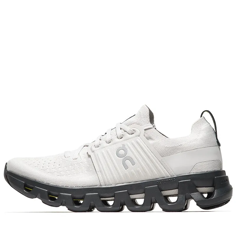 Motion Friendly On Cloudswift 4 - Wolf/Black