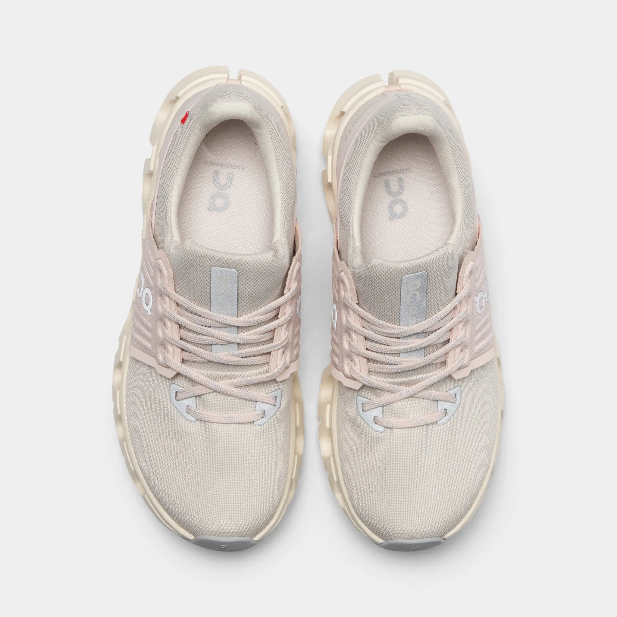 Low Top Shock Absorbing On JD Women's Cloudswift 4 Dew / Shell