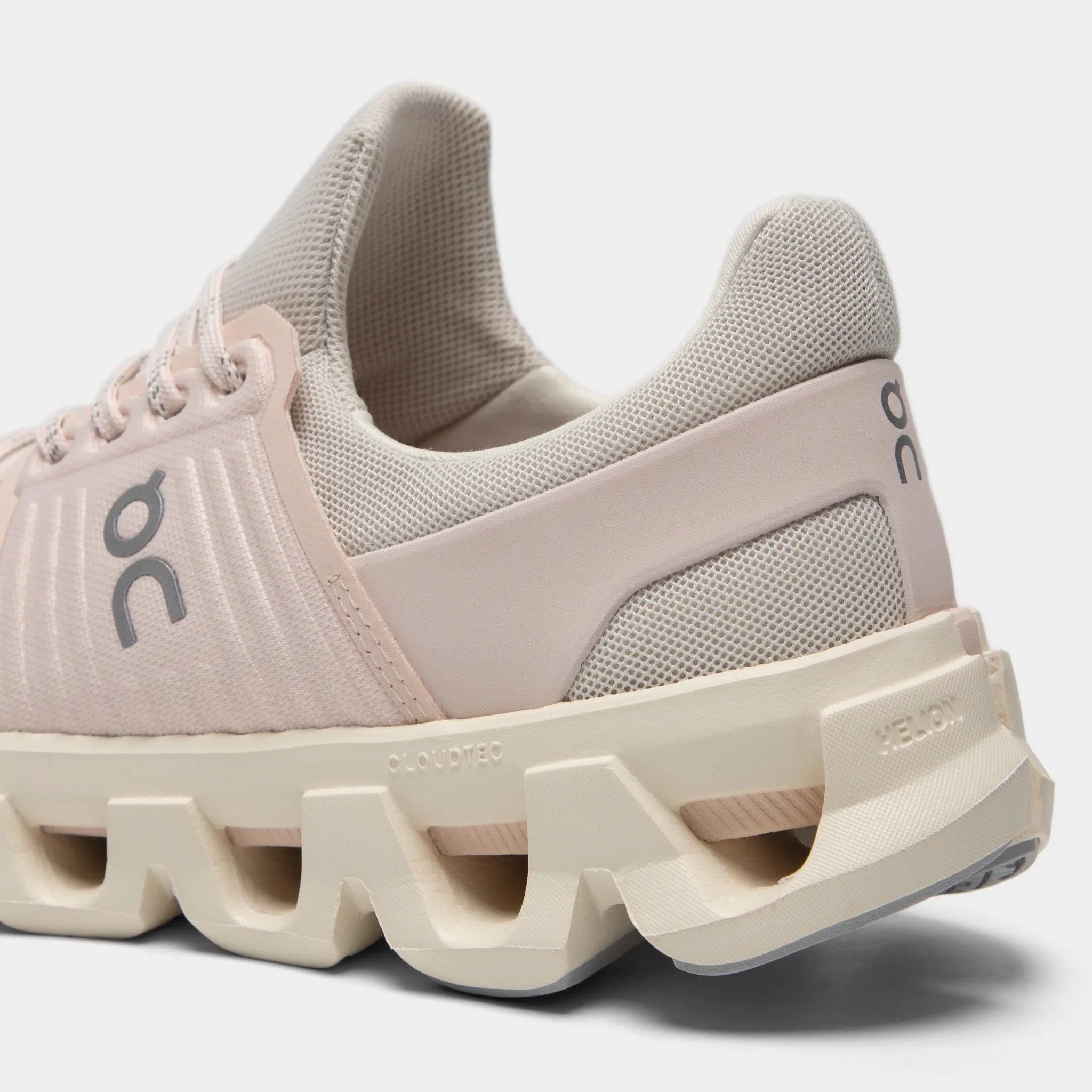 Calm Mood On JD Women's Cloudswift 4 Dew / Shell