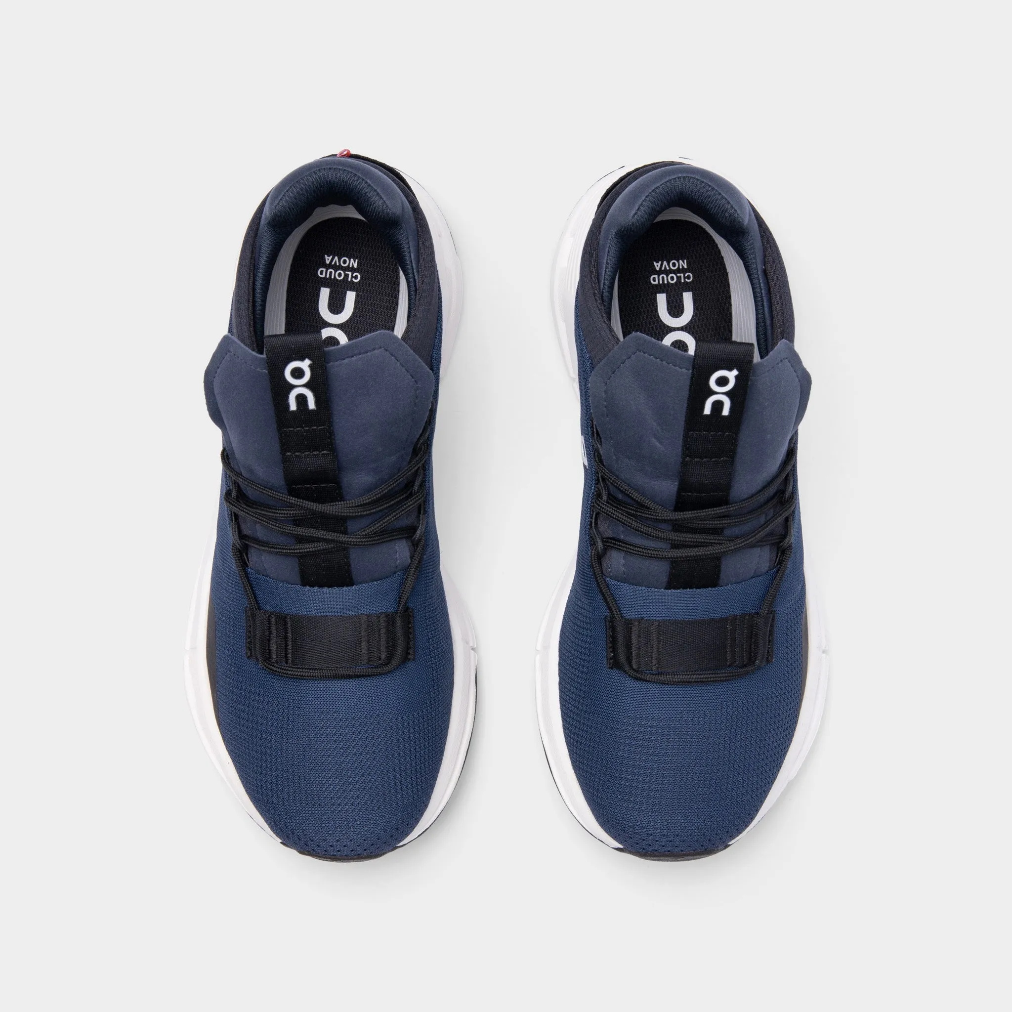 Urban Chill On Women's Cloudnova Navy / White