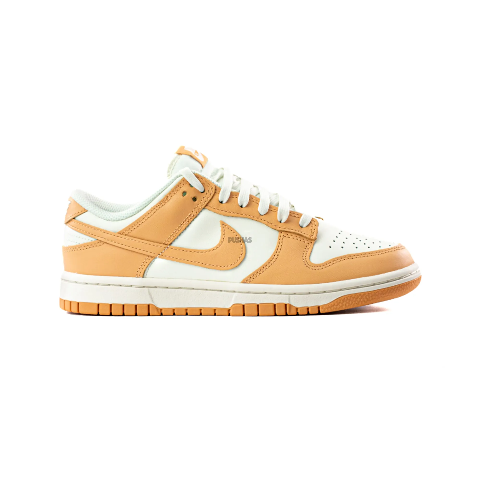 Endurance Ready Nike Dunk Low 'Harvest Moon' Women's (2022)