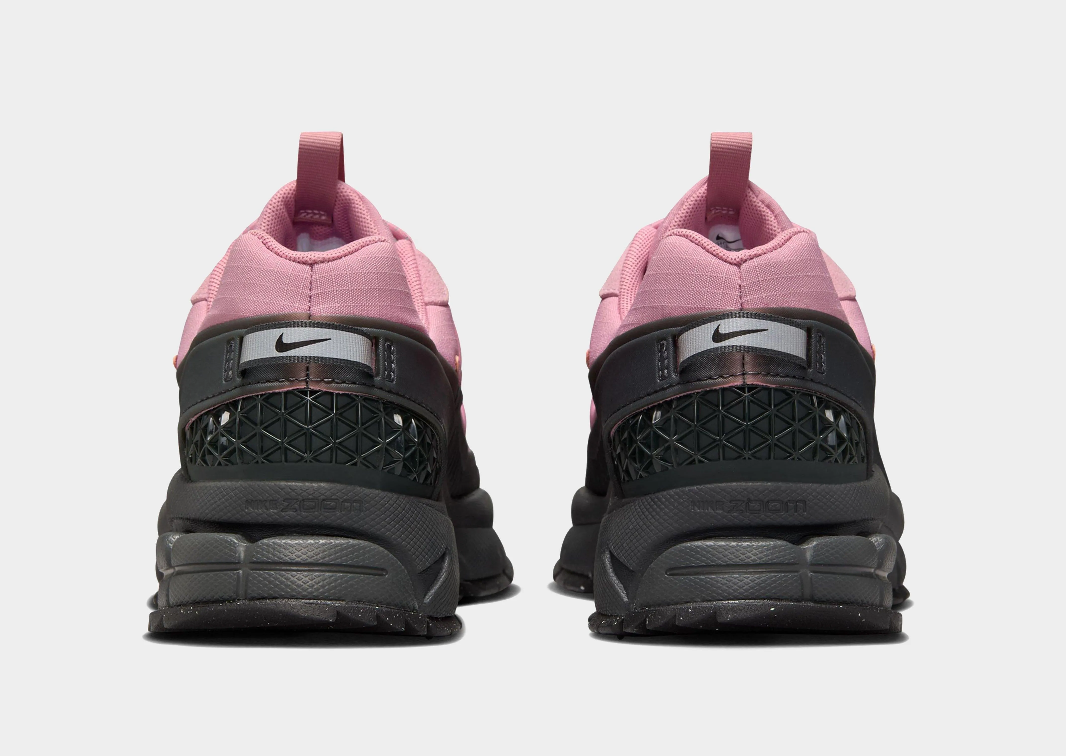 Zoom Vomero Roam Women's LeatherDurability Youth - runner
