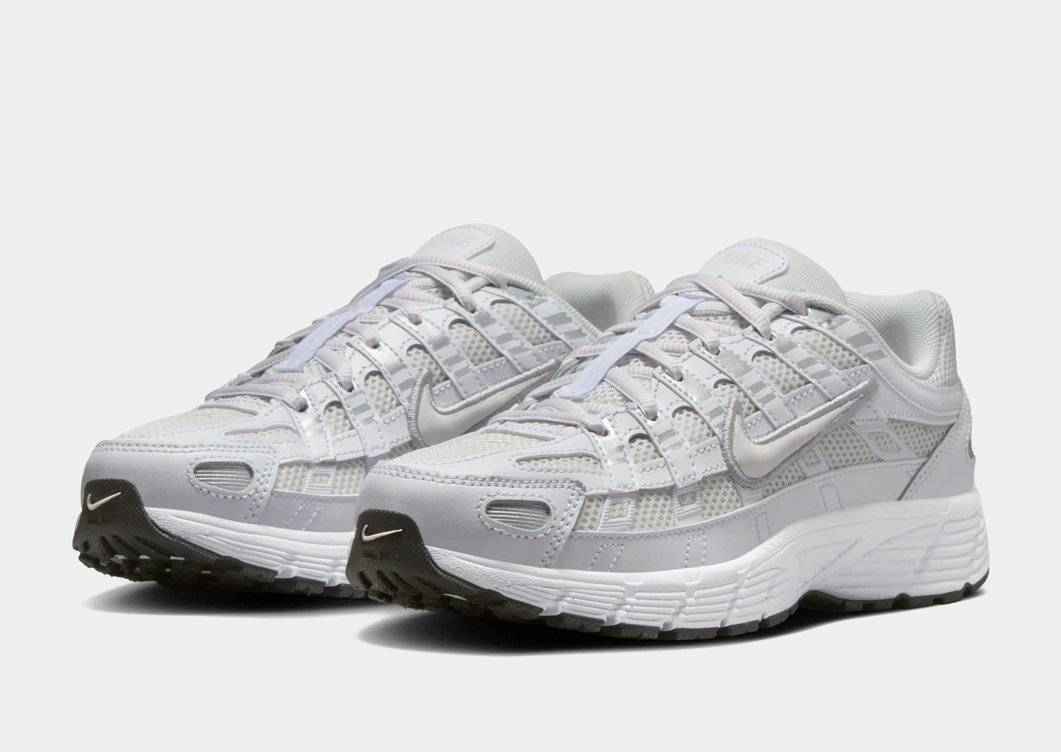 P-6000 Junior's jogging in park New Arrival