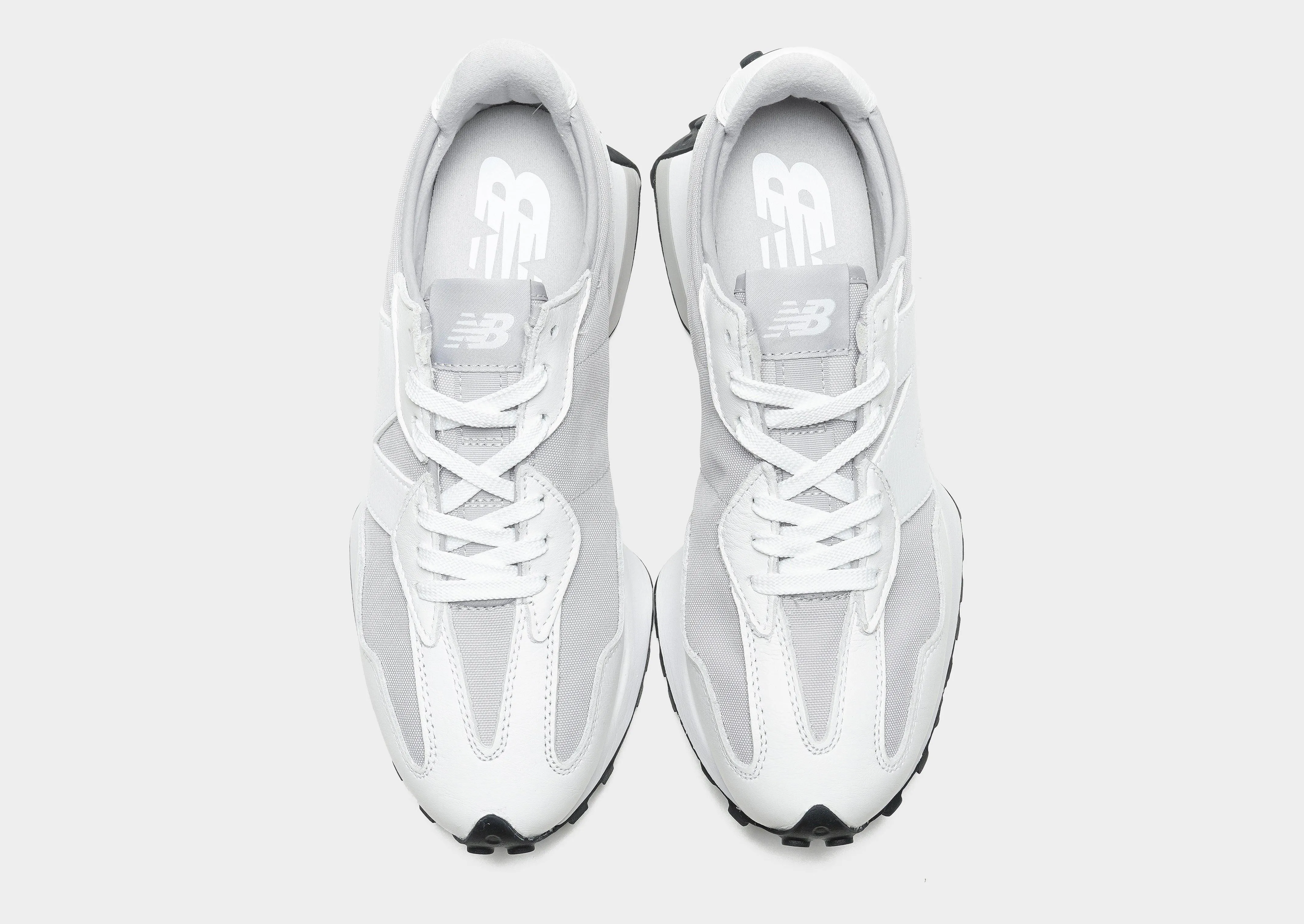 roller skating shoes 327