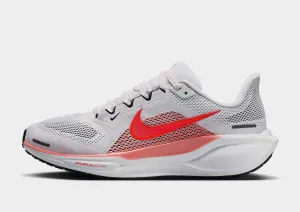Pegasus 41 Women's supportive foam shoes