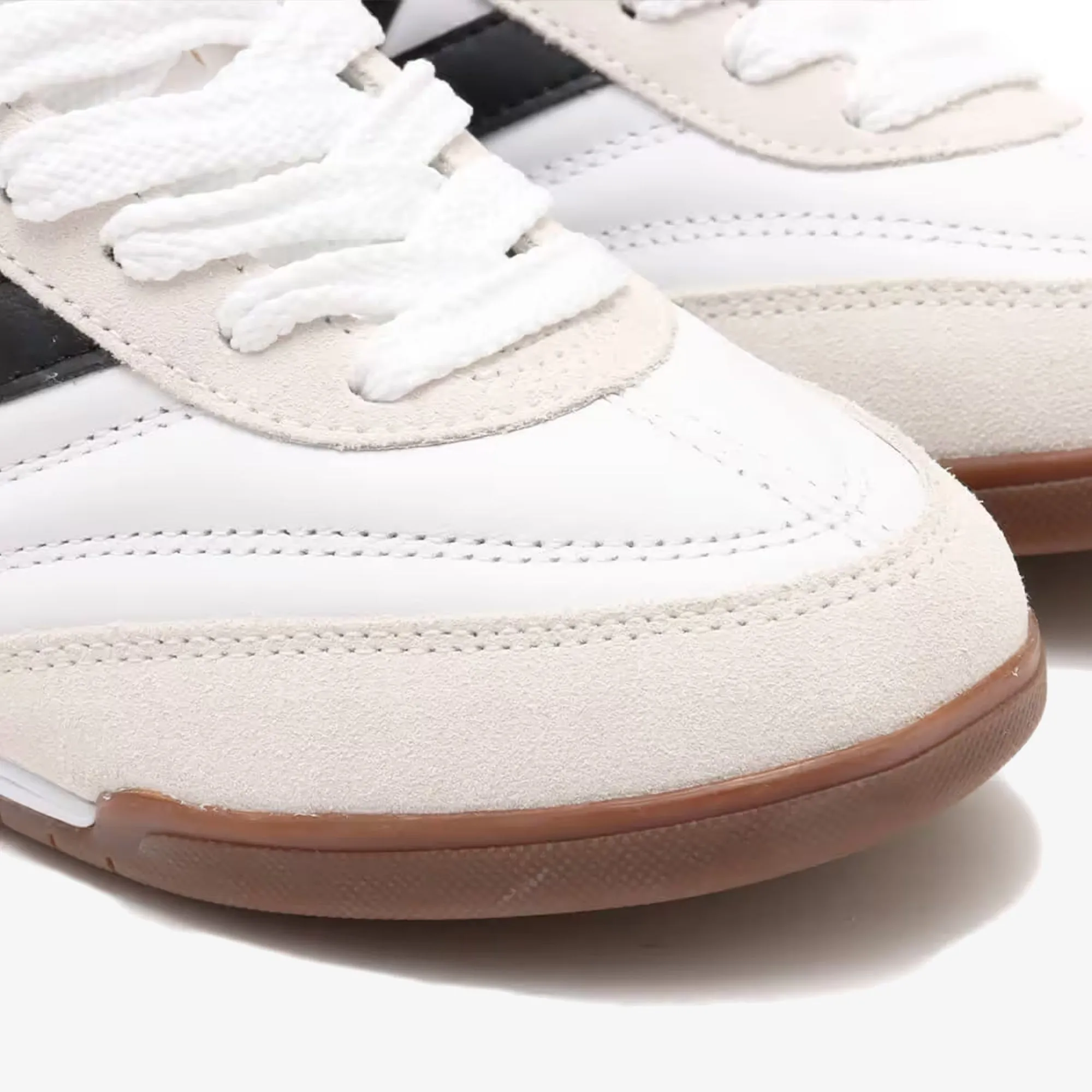 Dark color choice fade - resistant New Balance | RC42 { WHITE/BLACK