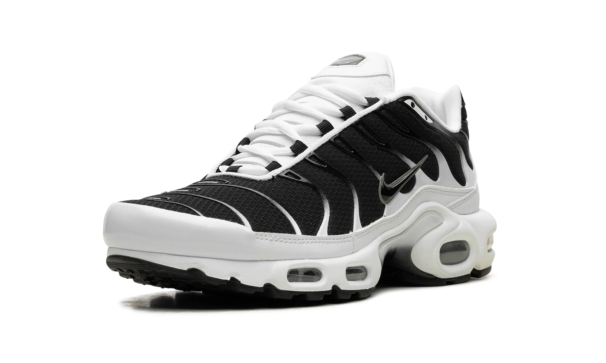 Air Max Plus "Black / White" romance - themed running option