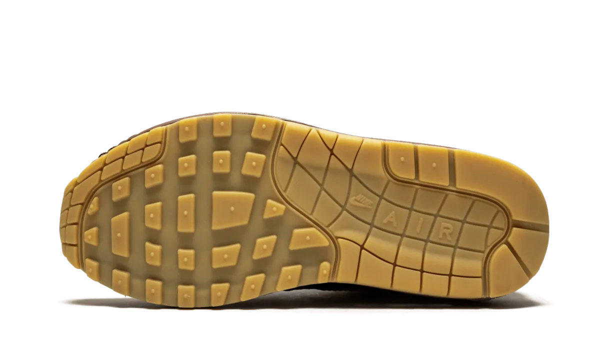 open - toe - feature shoes Air Max 1 "Missing Link - Susan"