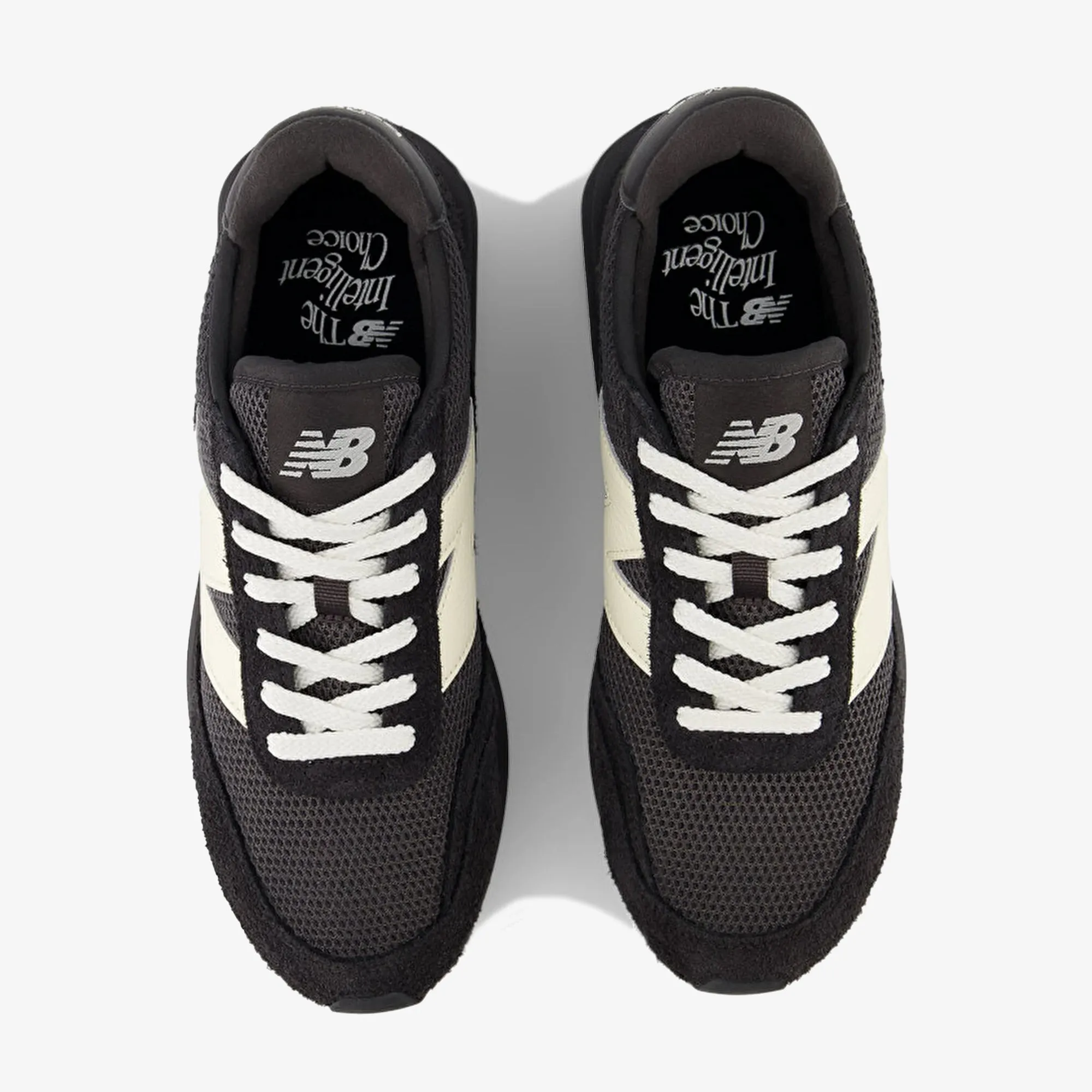 smooth - finish shoes Sprint runner New Balance | 370 { BLACK/WHITE