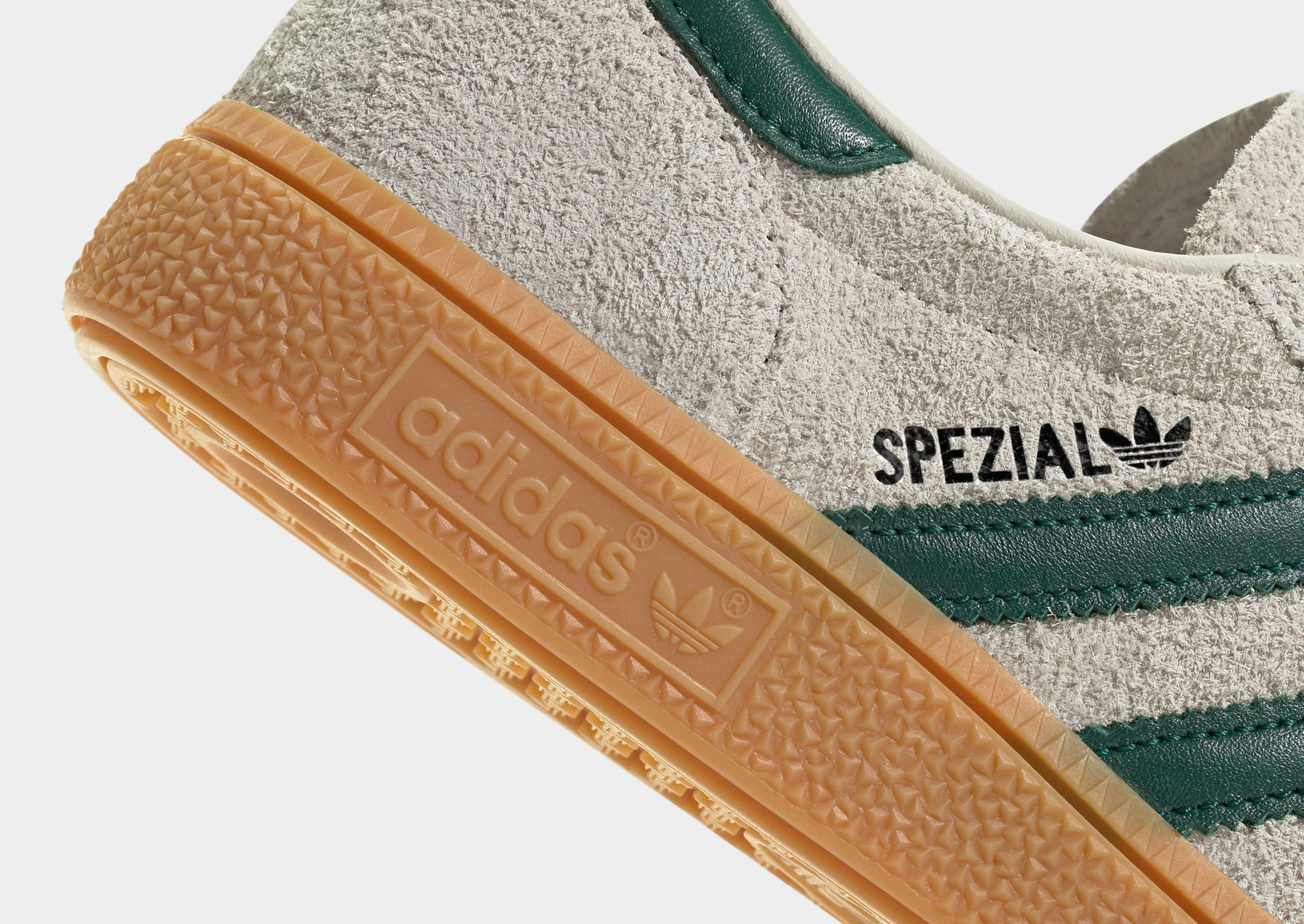 Handball Spezial Women's MultiDirectionalFlex Durable Upper Material