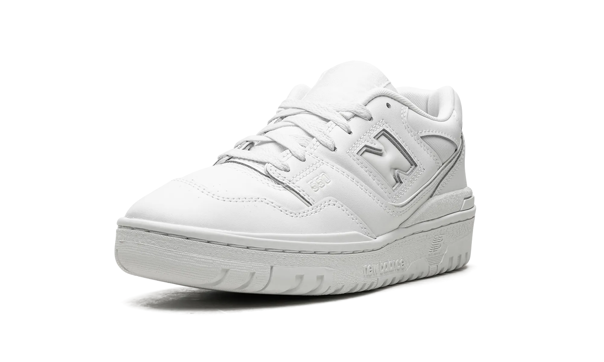 running in light rain shoes running on a dirt track shoes 550 GS "White / White"
