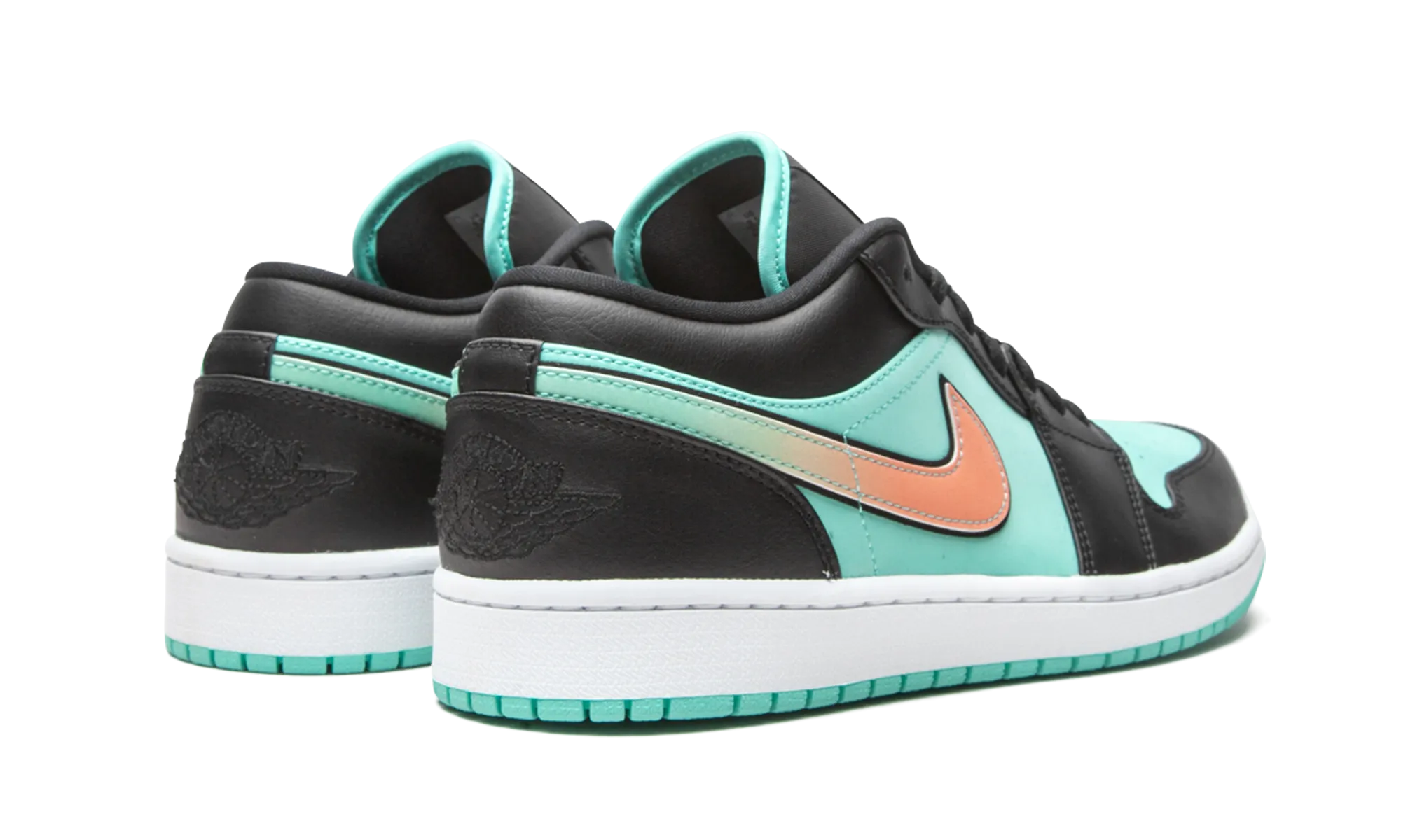 Air Jordan 1 Low SE "Tropical Twist" Tread Pattern Layered Chic