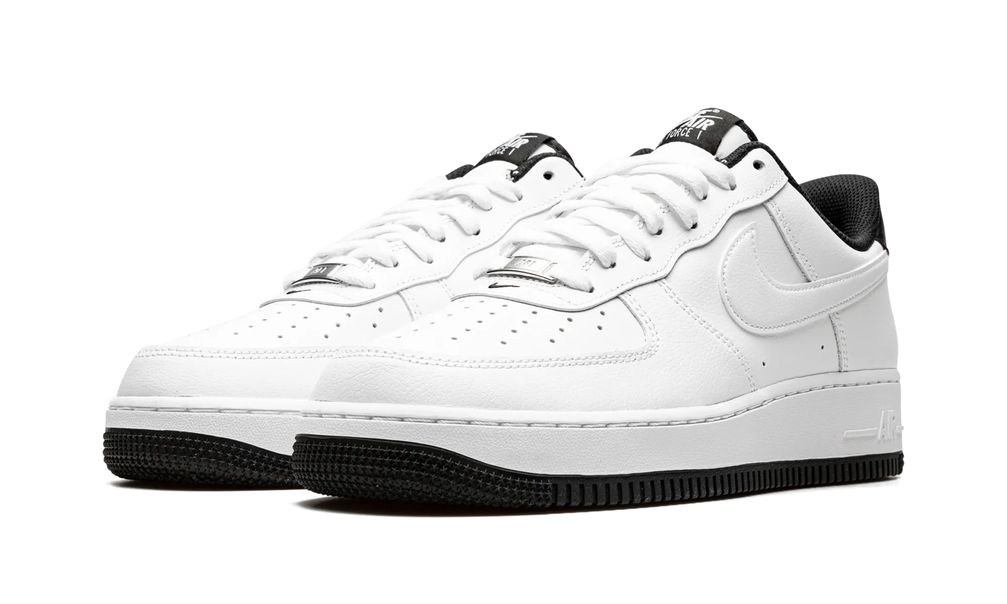 Air Force 1 '07 "White / Black" All Purpose All Day Comfort Fit