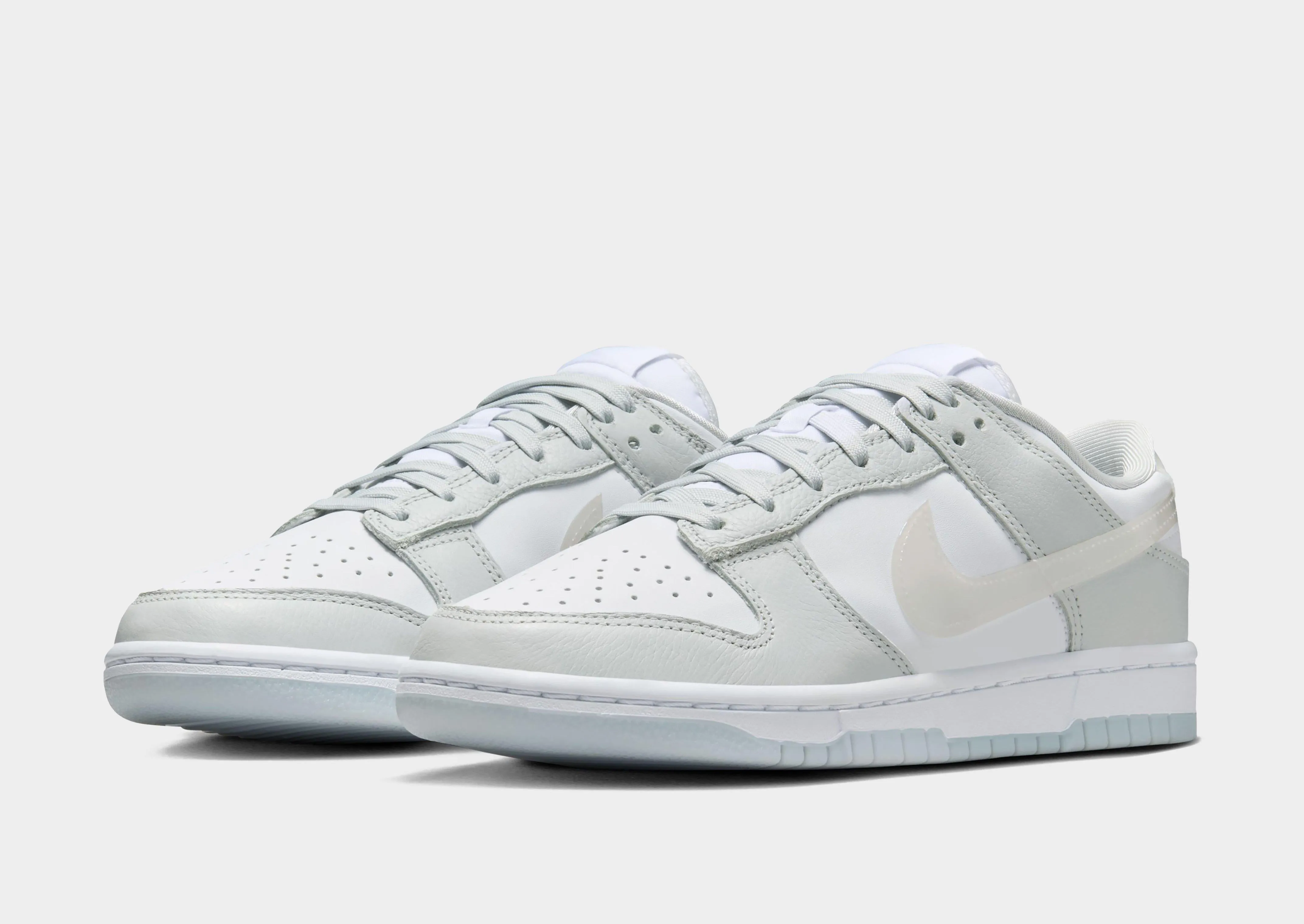 Dunk Low Women's Valley Run Slide Step