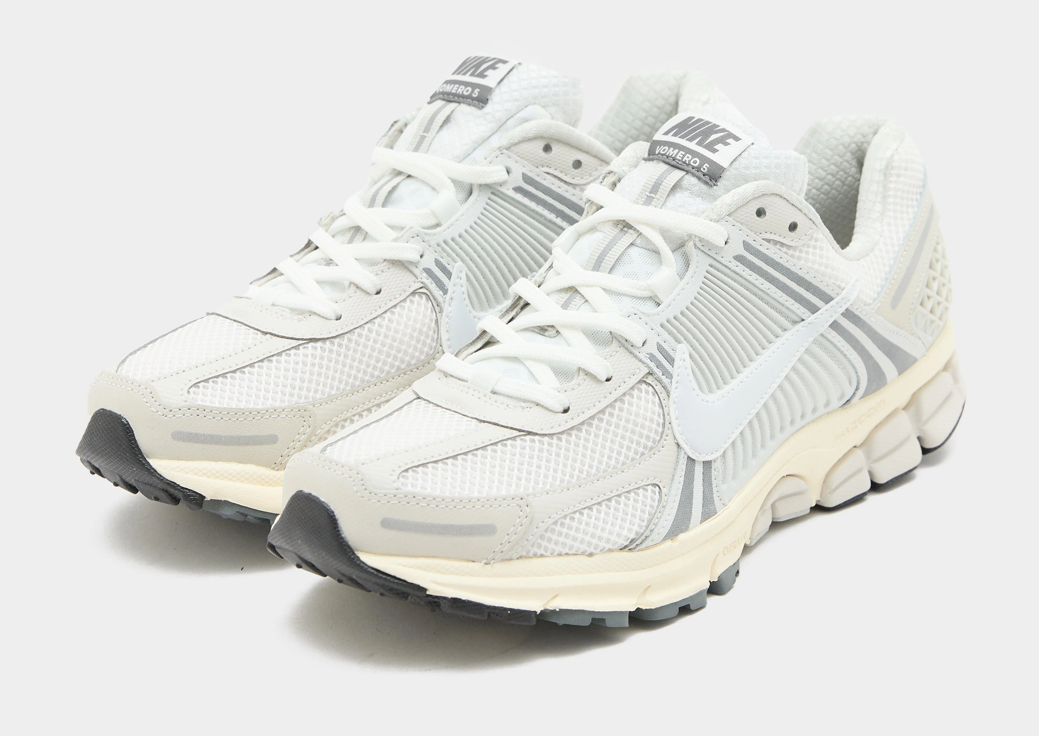 Seamless construction Recovery Walk Zoom Vomero 5