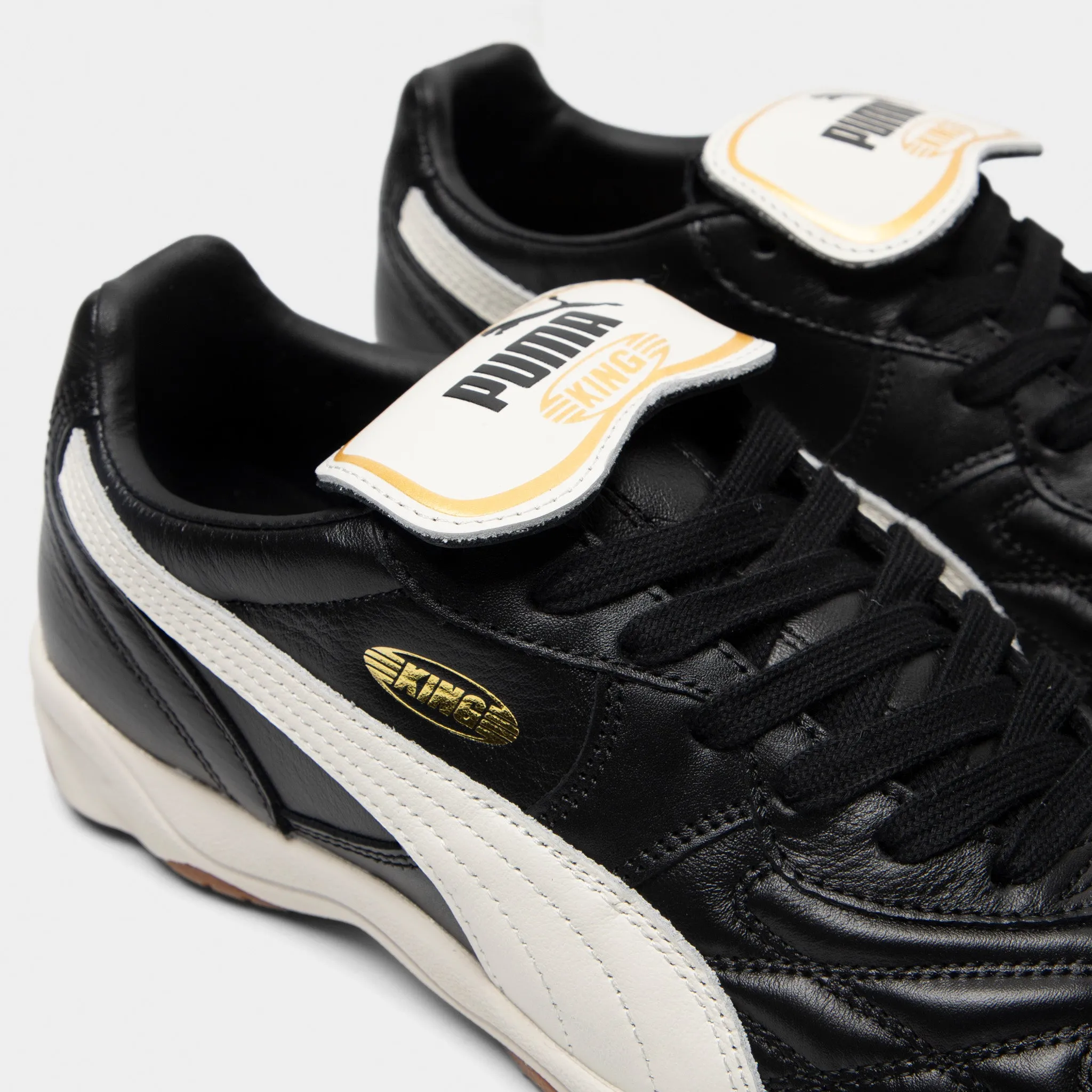 Puma King Indoor Balck / White / Gold Color Fun Breathable Lining