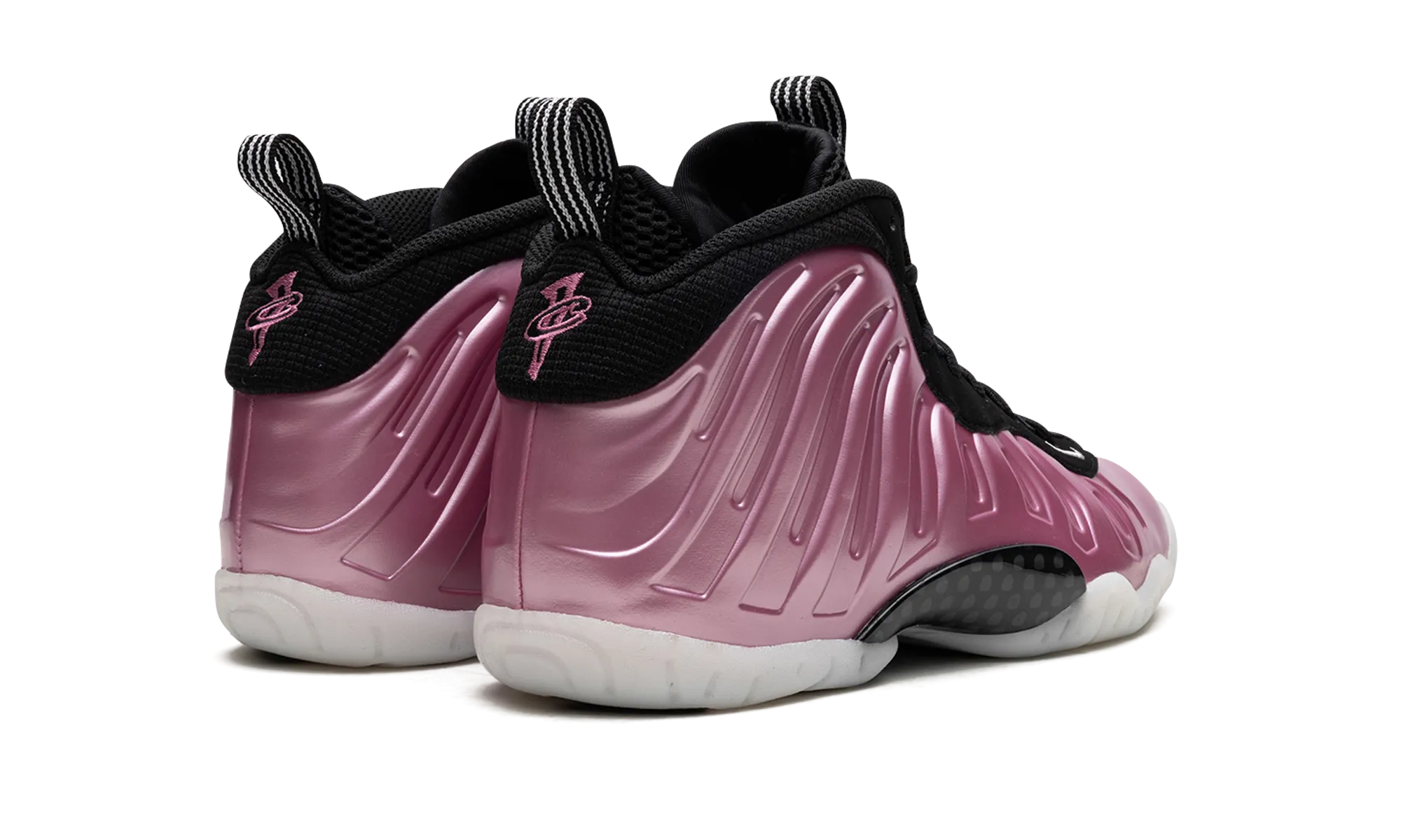 Little Posite One GS "Polarized Pink" Forefoot flexibility